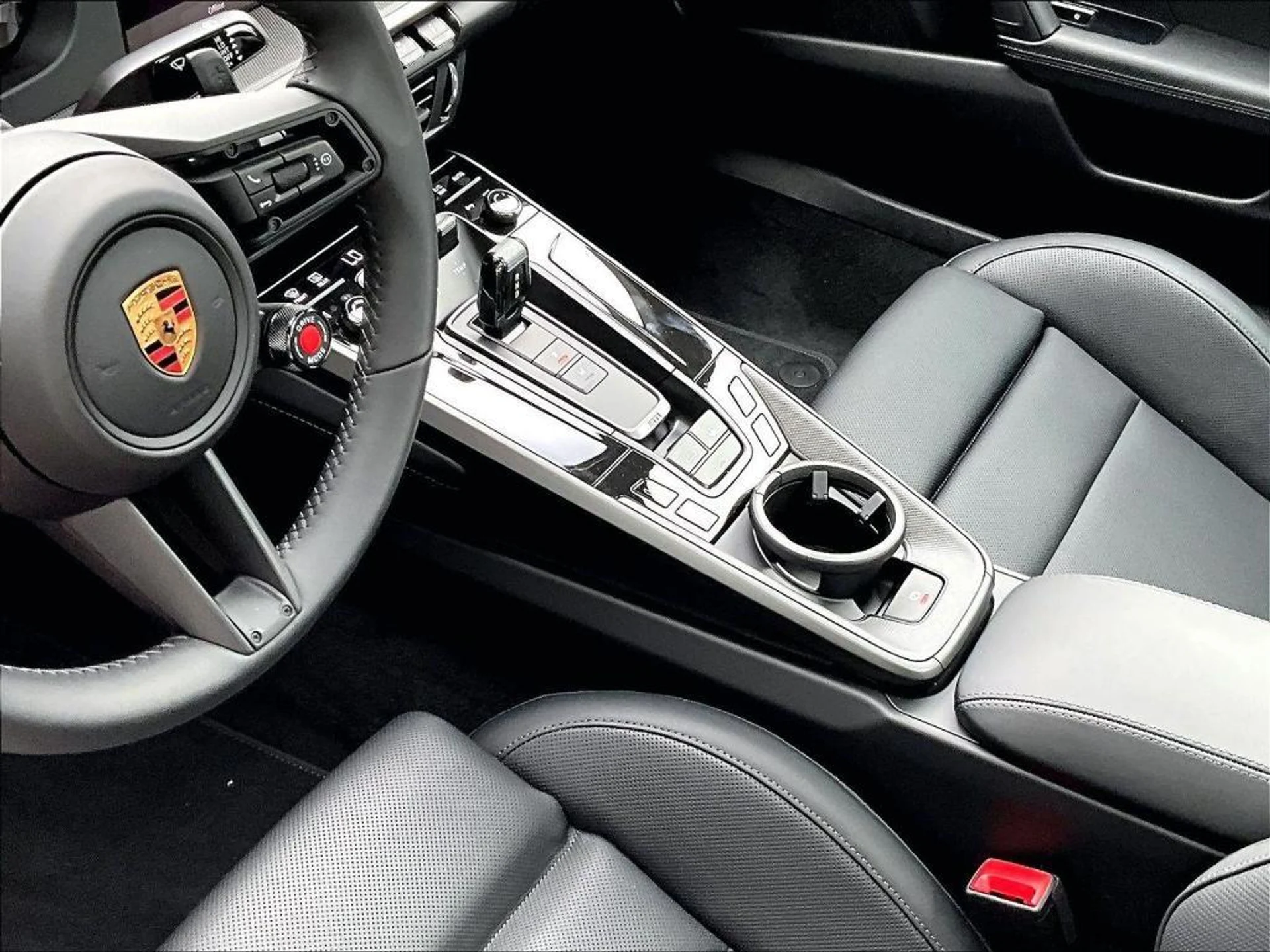 mph016_1528750316_42q5g8_F_Do7_zyi_Lmun_Gnx5_E57_I_b960cb26a9