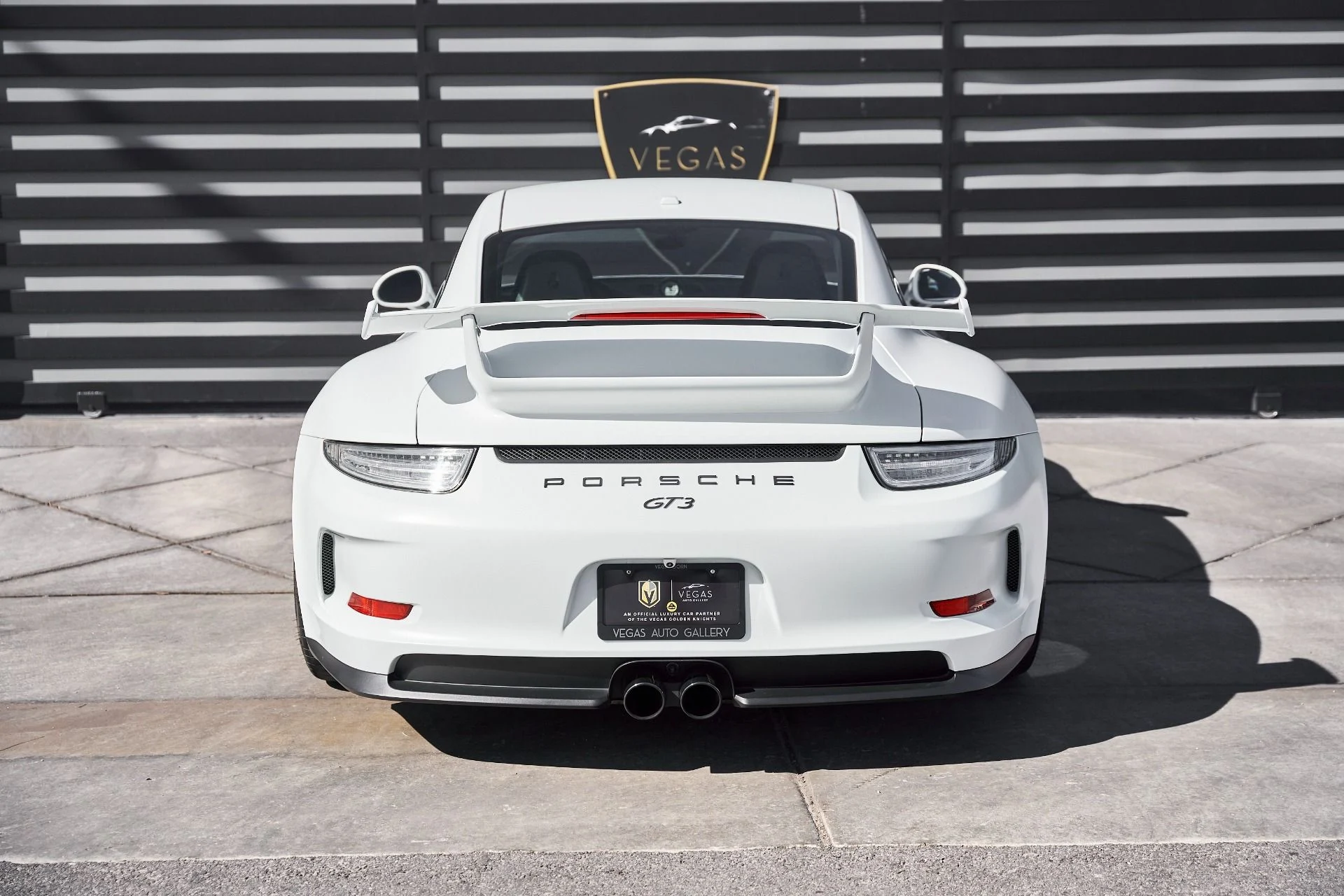 mph016_1531459192_Used_2015_Porsche_911_GT_3_1771890193_686dbcf0d9