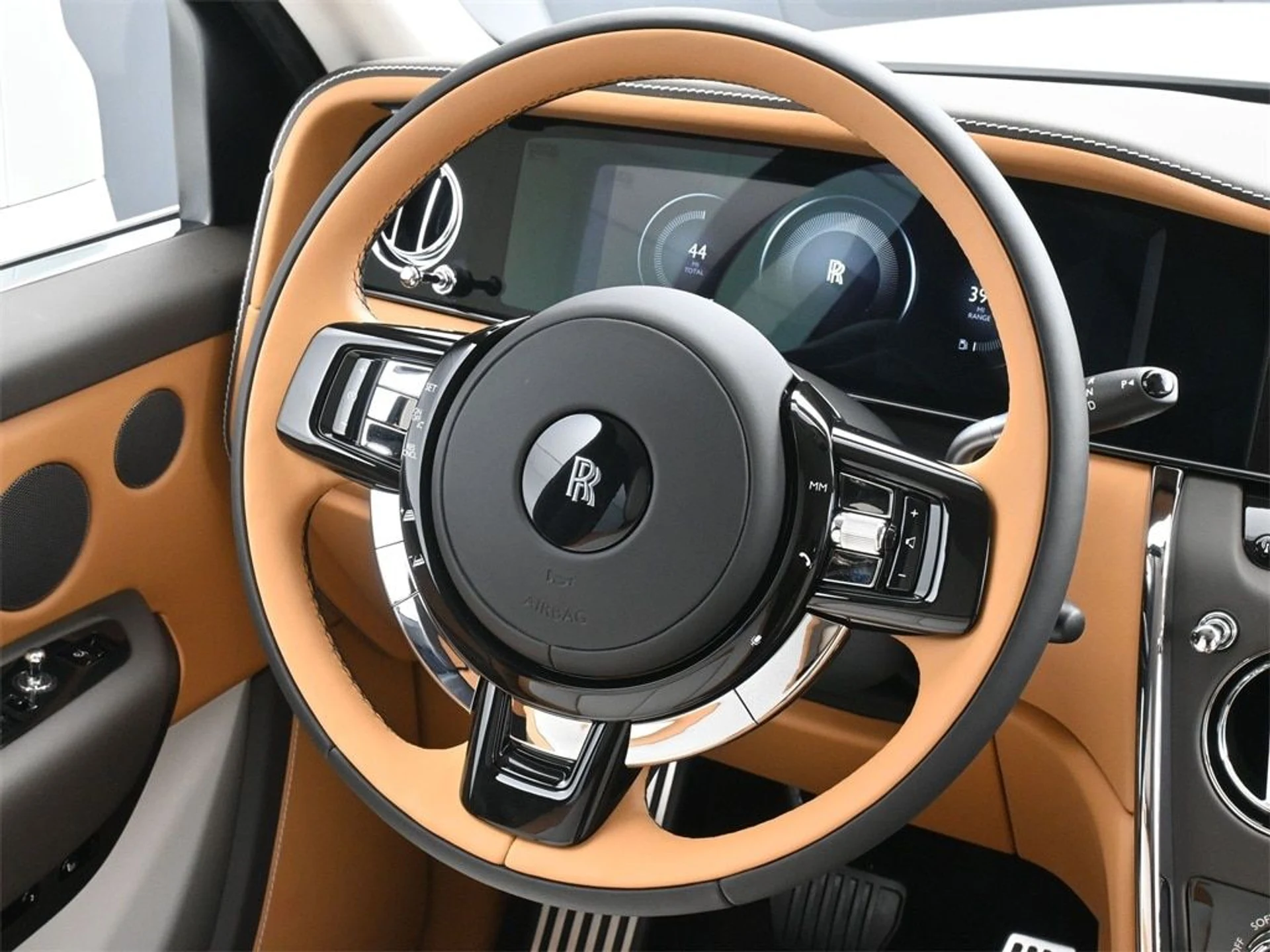 mph016_1534028343_59603a2cd52fb0e9ba2f070c96eeec4dx_ad5c292c92