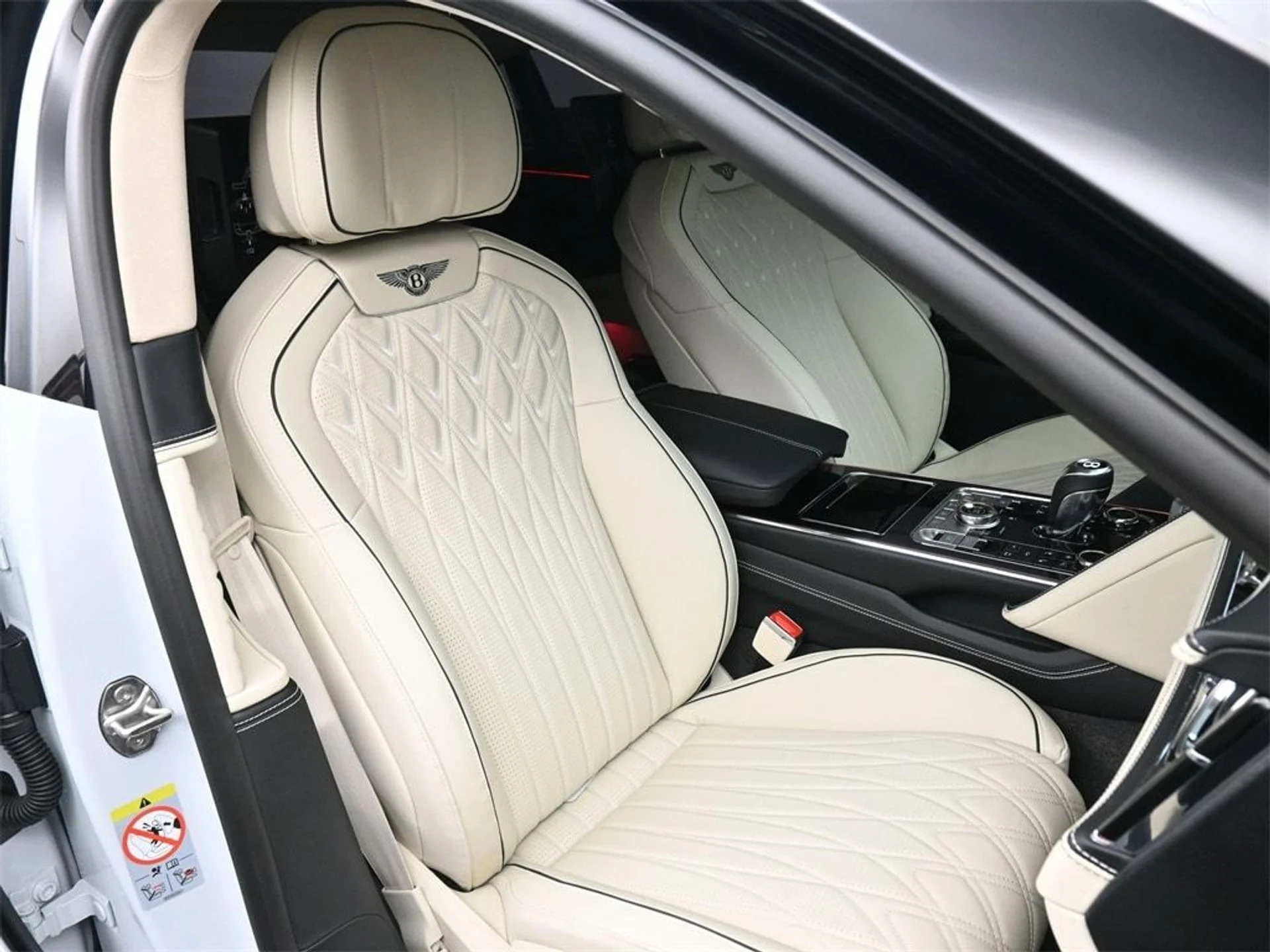 mph016_1534140826_0a93cc1cc50f58dec9a4e80f603b0182x_f11fe631f9