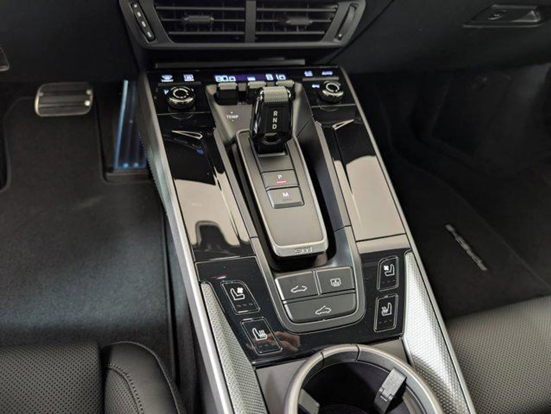 mph016_1535989353_ihs_S_Dy_Vyl_J_Hl4_Ezac_N_Cd_CI_7r_U7c_92bdd81c25