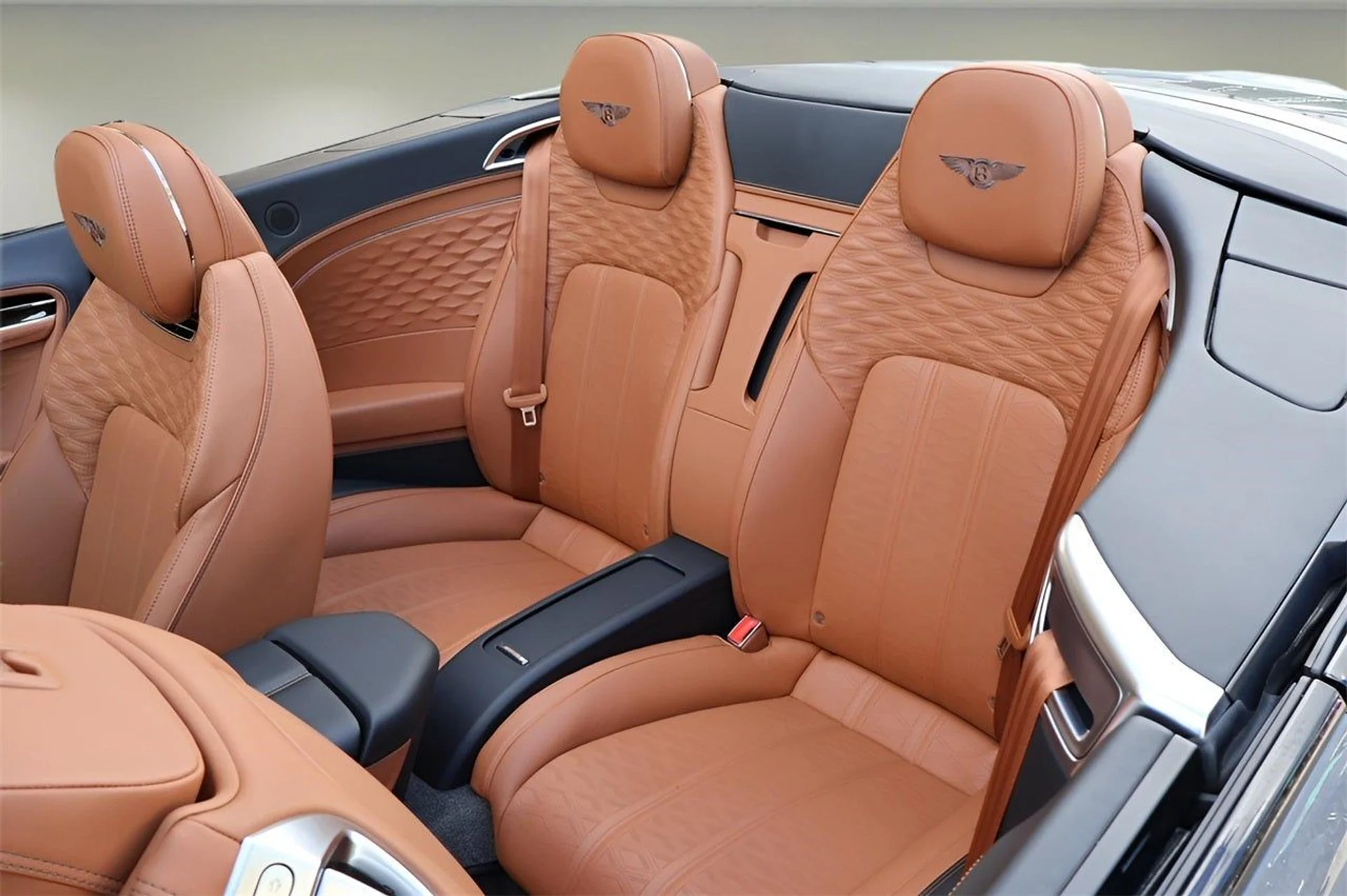 mph016_1537159577_17_564a861de3