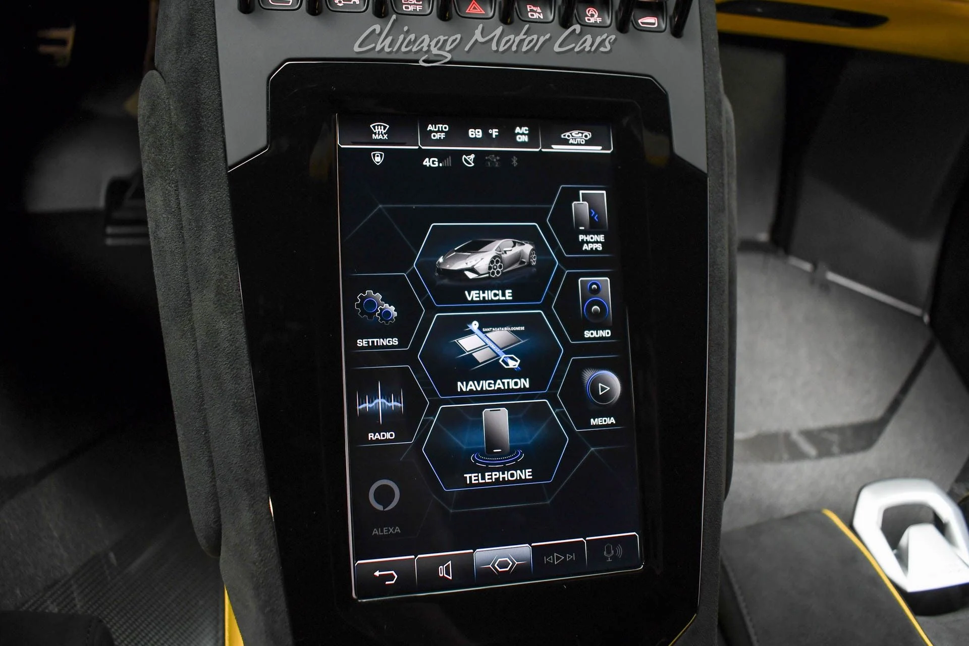 mph016_1540603512_12698_p17_l_744a0759fb