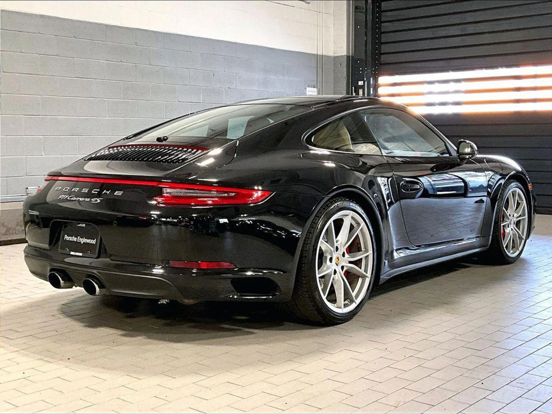 mph016_154107266_q_P3_Fs_Gjj_Cm_Evlm_Fafbl3_Hxgm_Wk_1c09695db3