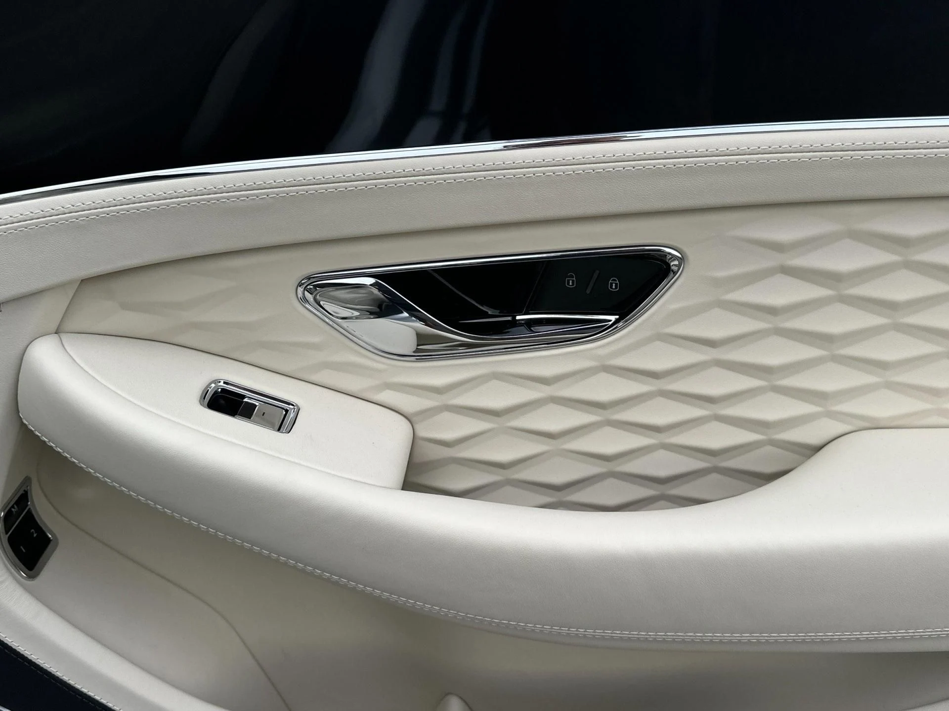 mph016_1545103887_New_2026_Bentley_Continental_GT_Speed_1762941184_7d63eaa544