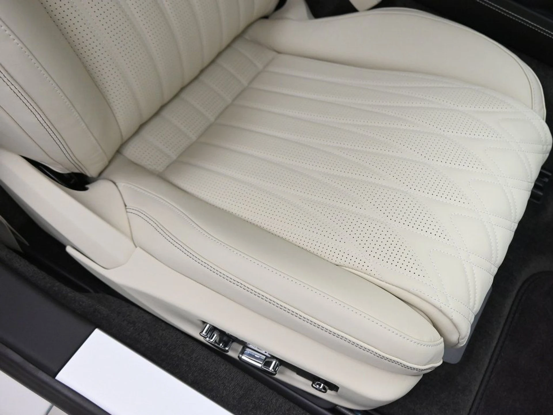 mph016_1555615458_31e9ac6b0fd0781251c932898a29192a_bb464c0020