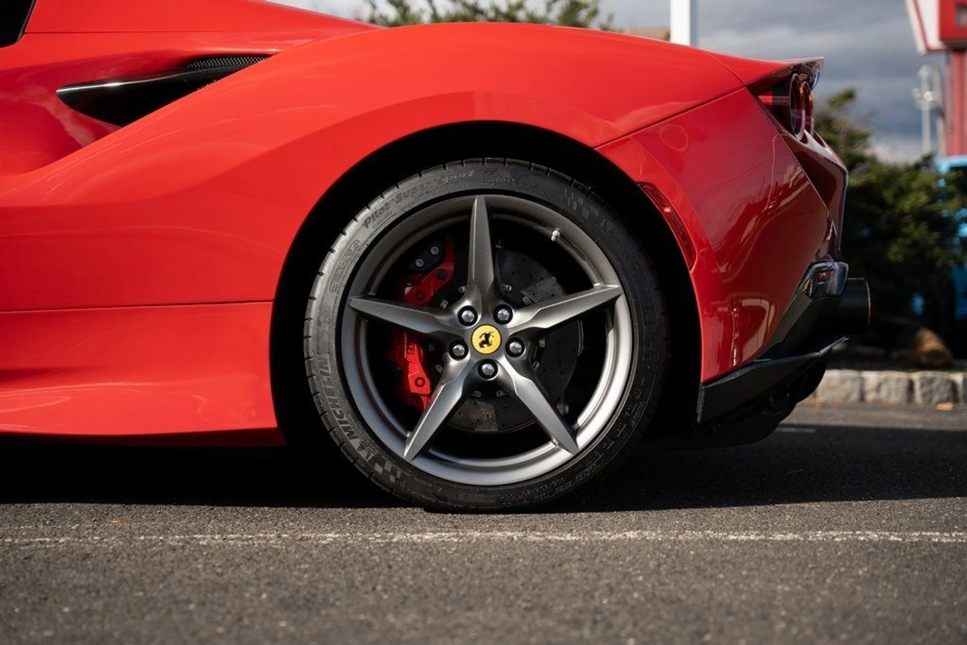 mph016_1555823183_image_18_87a9f1877d