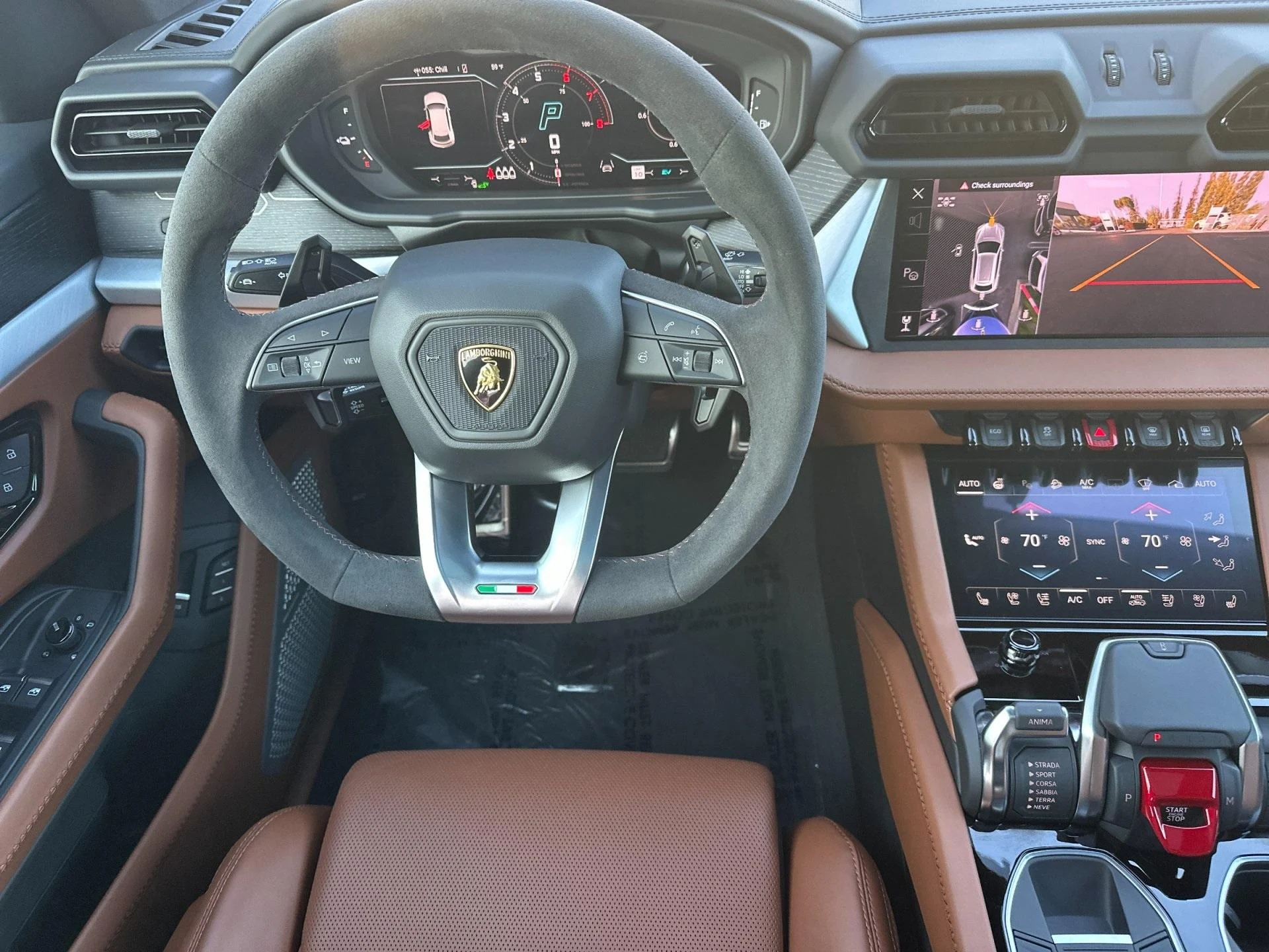 mph016_1556452336_New_2025_Lamborghini_Urus_SE_1765357685_f8cd6e28bb