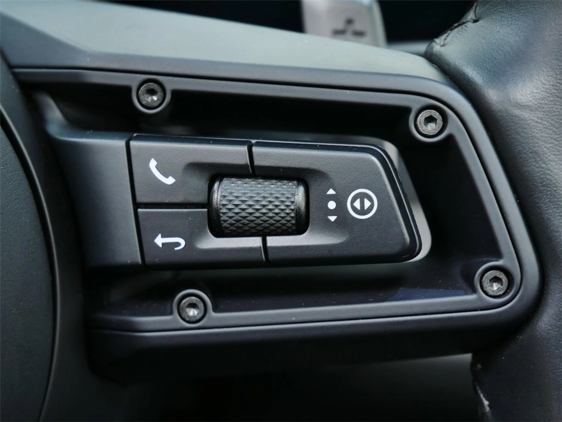 mph016_1563402606_e3aa261f916d522191c2c25edaa5e546_1d23c07817