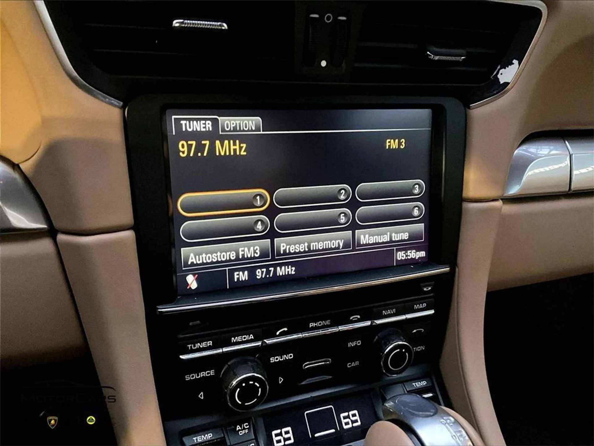 mph016_1570414092_rxl_F_t_Enqg_Ya8_I_Jmo_CUF_3_WU_Yga_Q_937a007414