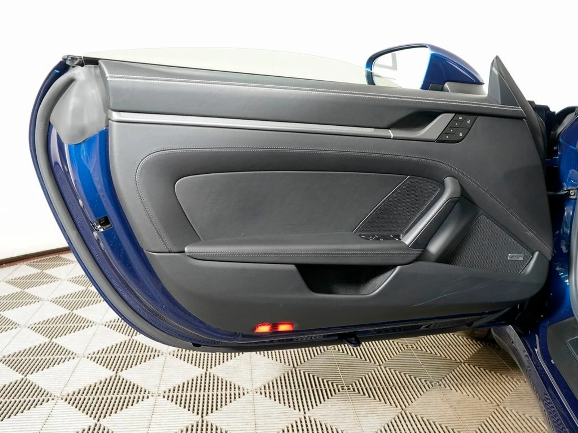 mph016_1572641409_17_2faf5ada48