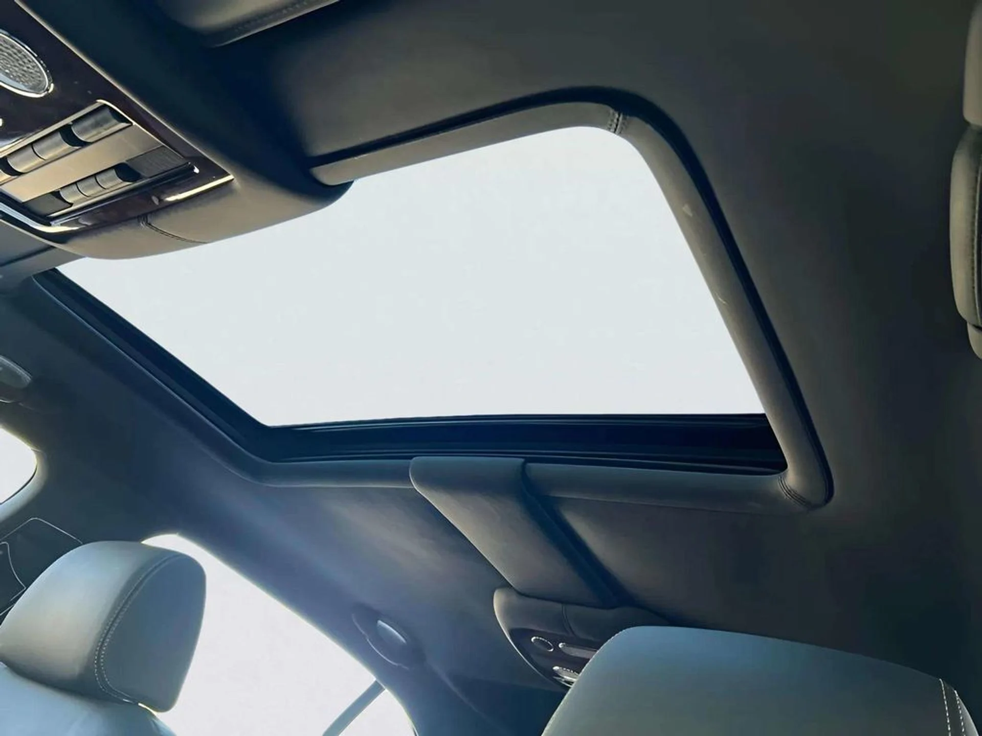 mph016_1576918987_bxqtvorcgkt5vwljh2xc4e6te3i0_1b42d3d5a7