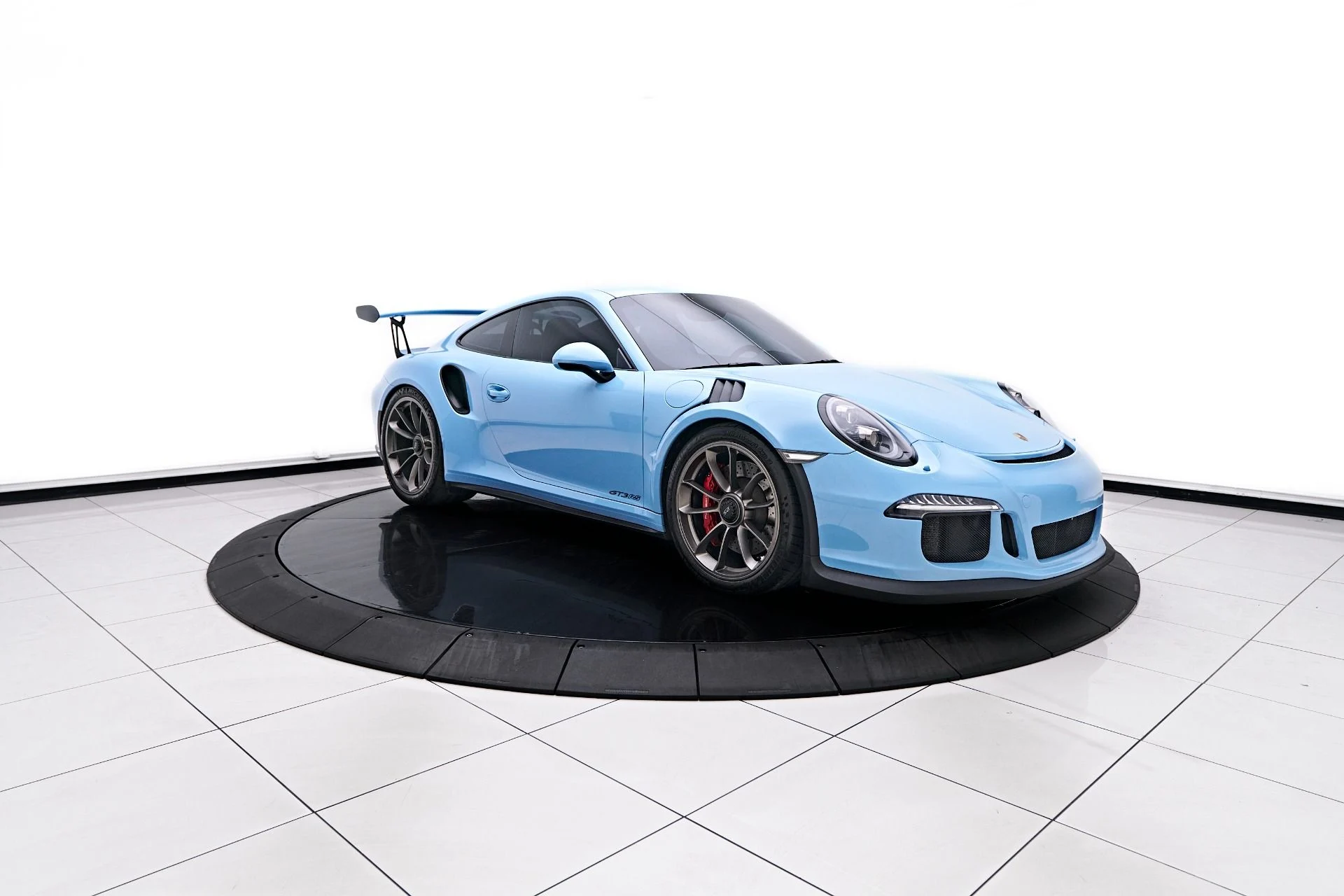 mph016_1577550858_Used_2016_Porsche_911_GT_3_RS_1755310000_66719f9047