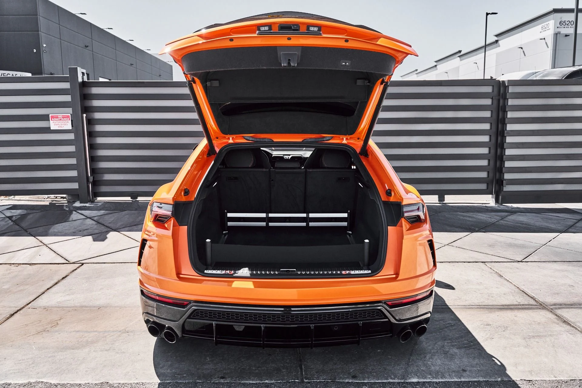 mph016_1578318408_Used_2022_Lamborghini_Urus_1778204396_078aa35661