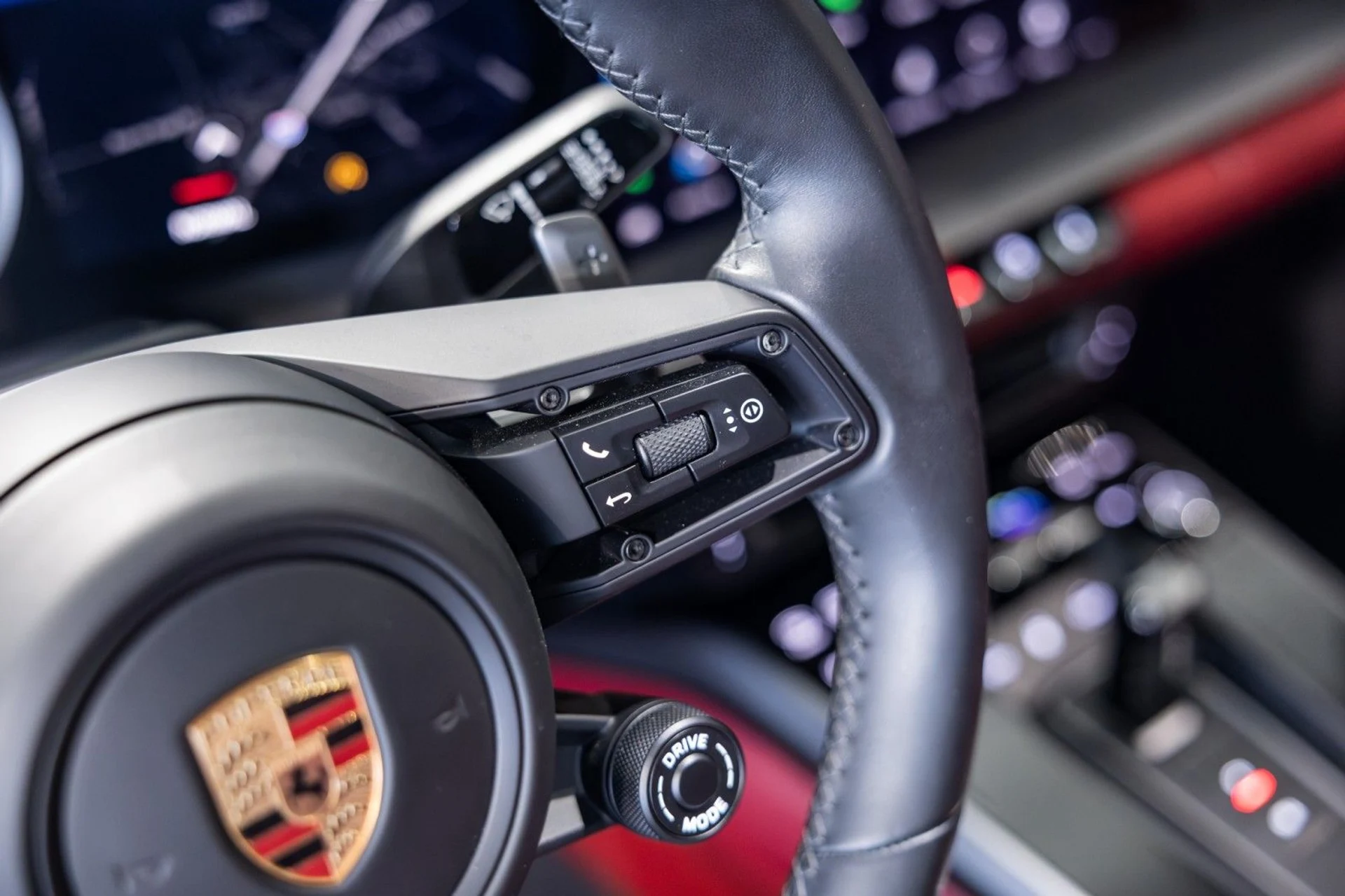 mph016_1578889758_1g_c5a1d94b58