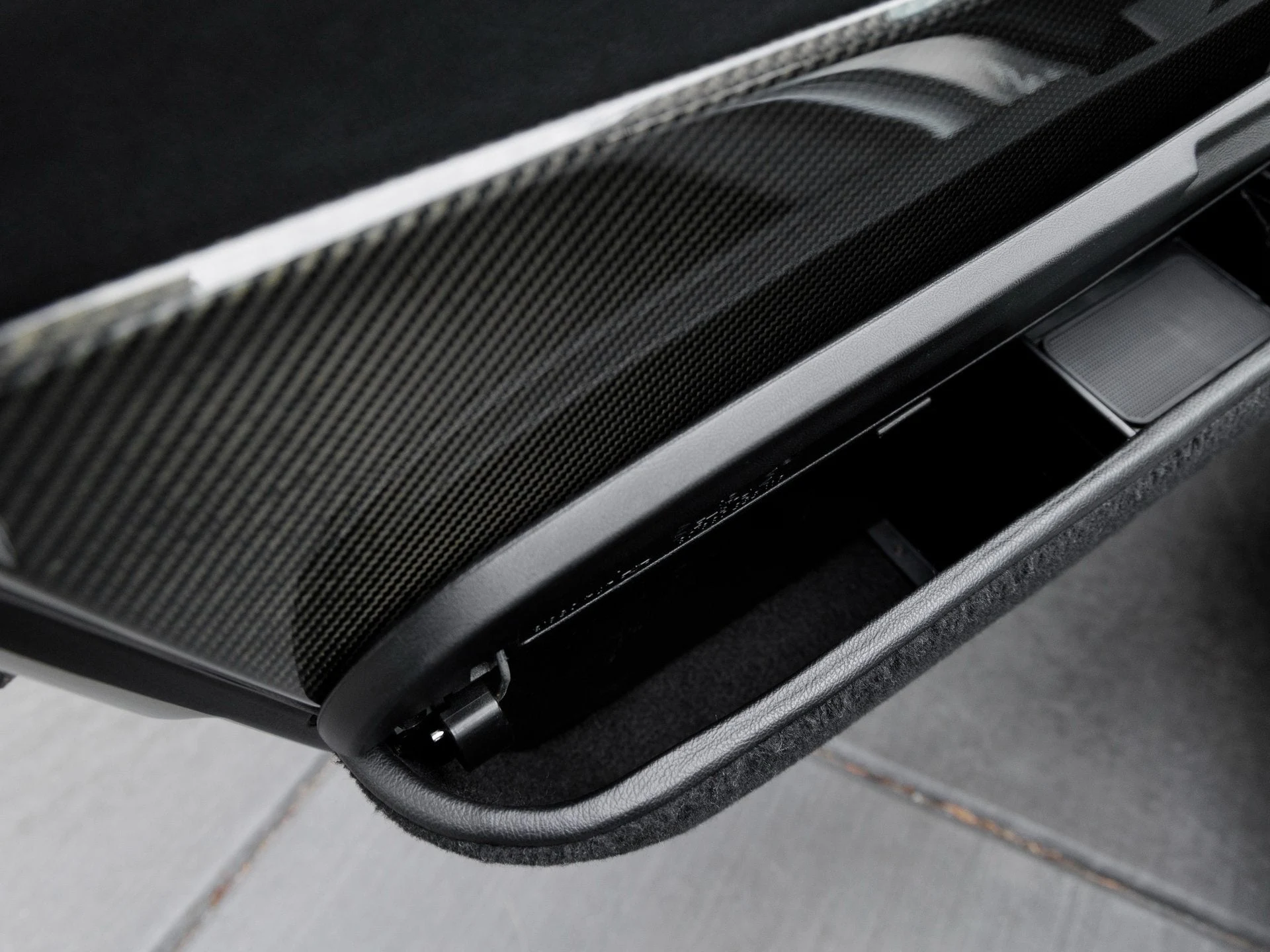 mph016_157910430_17_695f4856fb