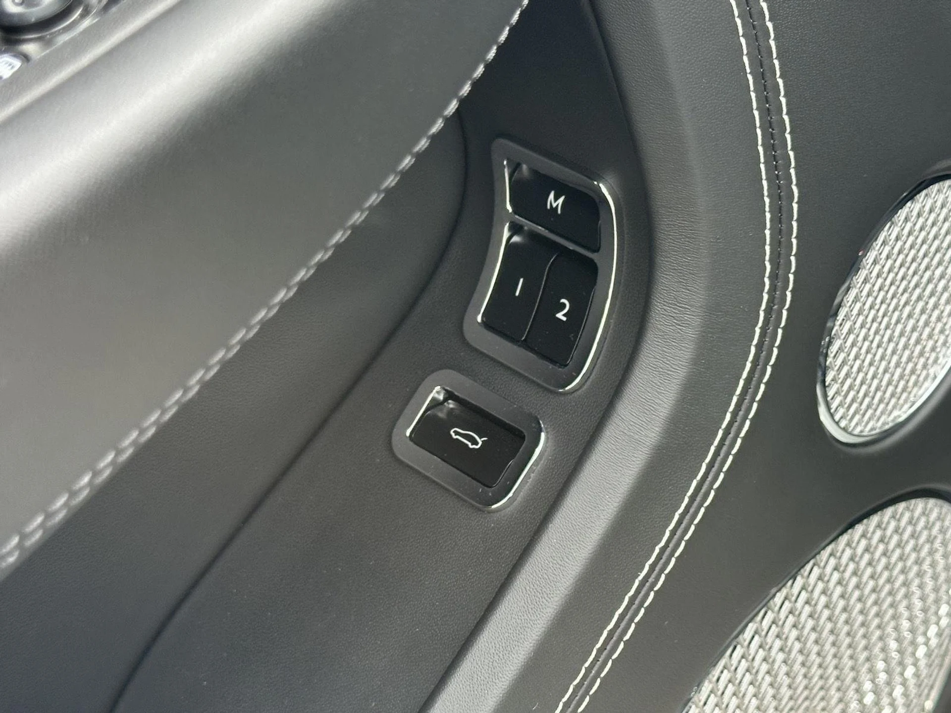 mph016_1581774381_6f54a729575a51f98bd59002c19de65b_18c1064b10