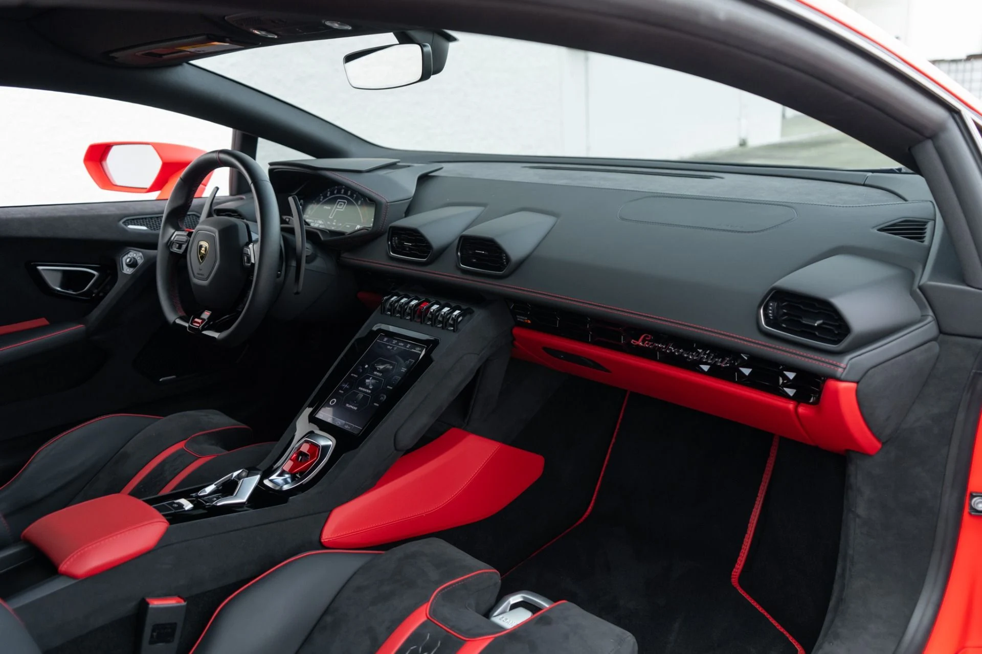 mph016_1583779001_Used_2023_Lamborghini_Huracan_Tecnica_1776704544_a4475ce85a