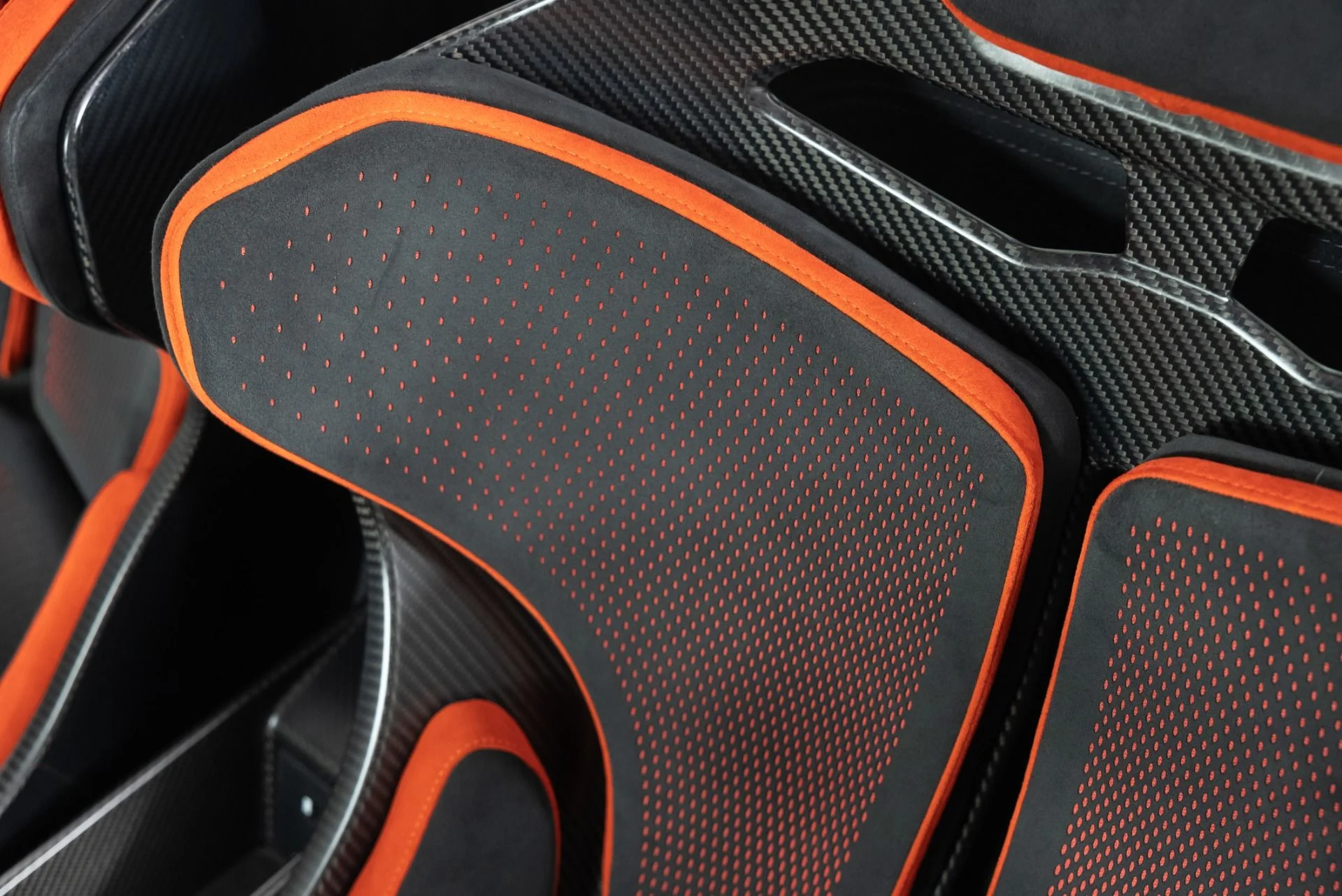 mph016_159049629_Used_2021_Mc_Laren_765_LT_1746474152_b0acdca42a