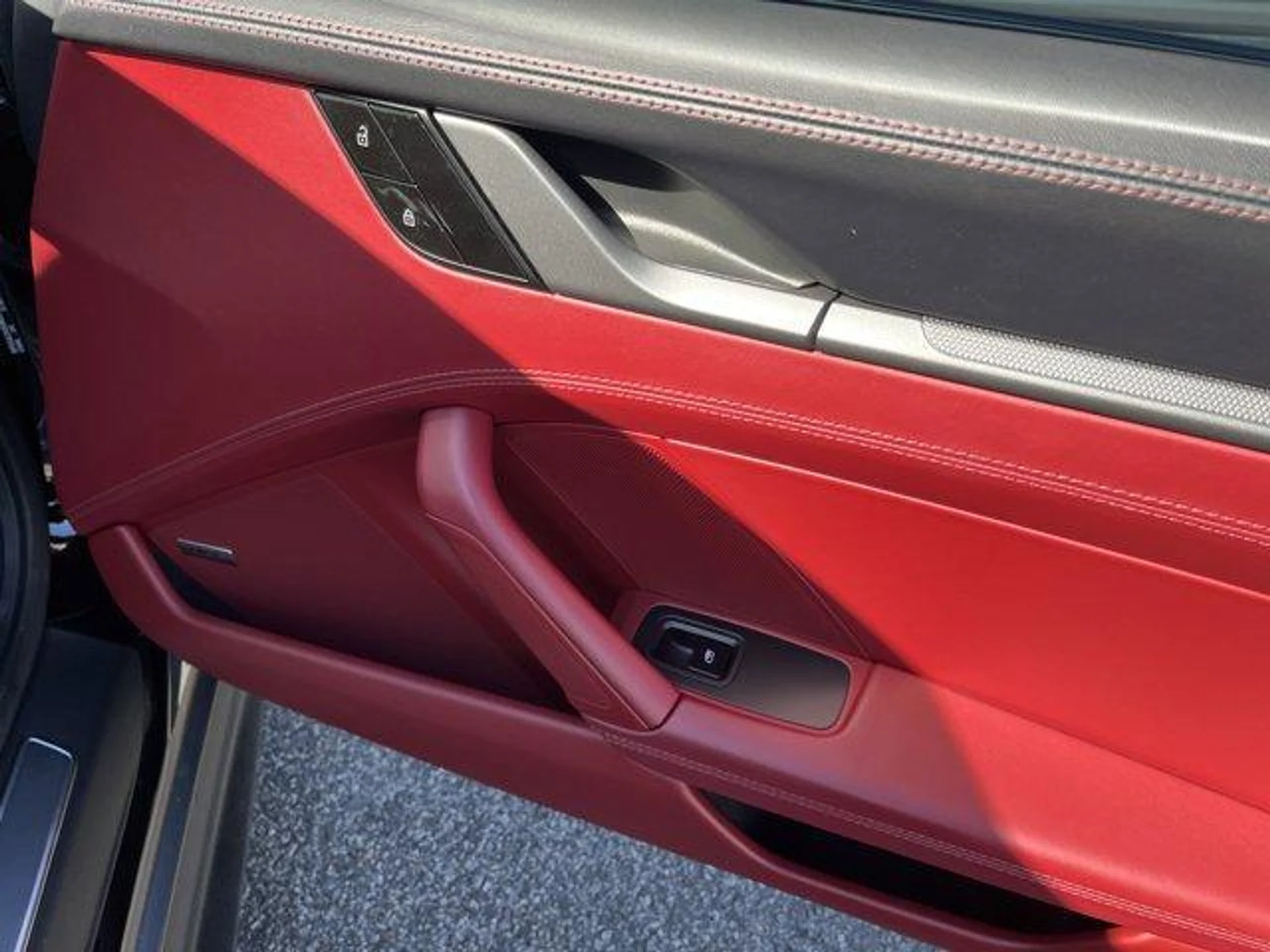 mph016_1591933851_Gvy_KO_0jdm2gyp_W_Zc_Qg4_Yp_M6_XOJ_4_4008aa207a