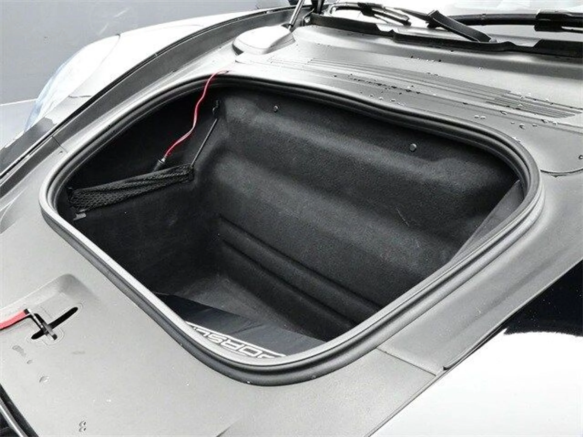 mph016_159537322_5e27235004746c15327f70782c1bb01ax_75c8851e3d