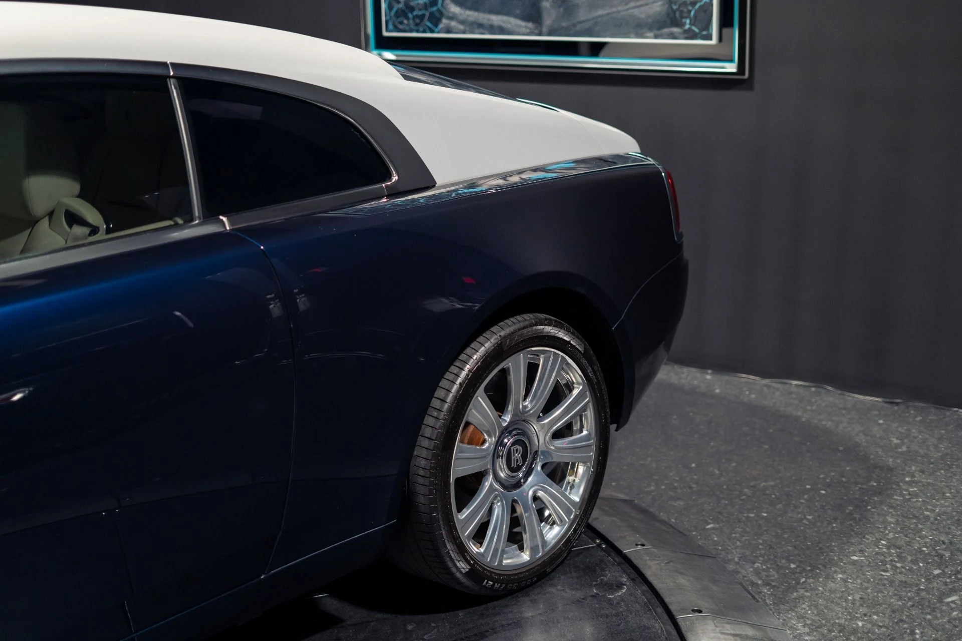 mph016_1598333601_Used_2014_Rolls_Royce_Wraith_Bespoke_Interior_1784145568_8ea3218d9d