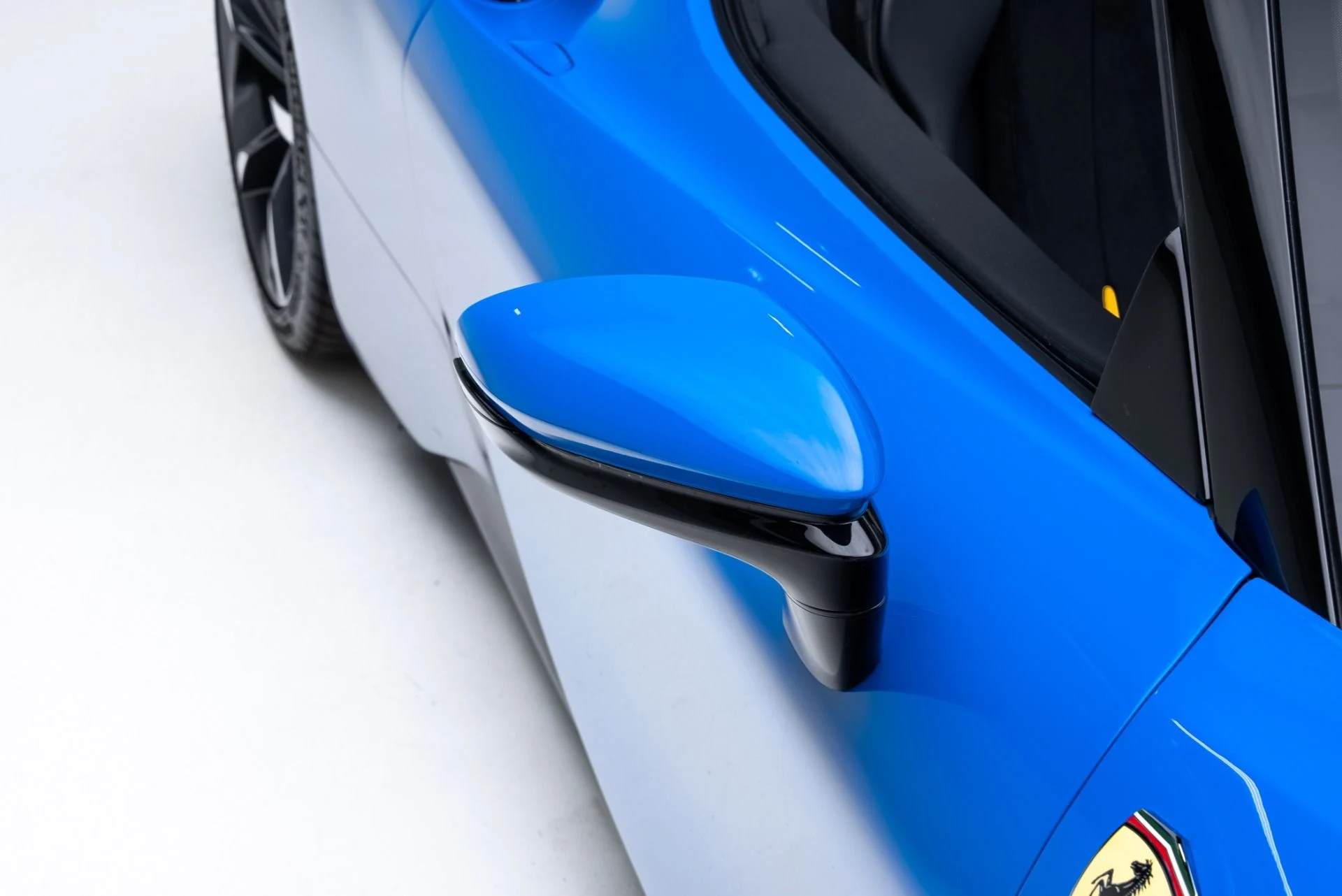 mph016_1602351038_Used_2024_Ferrari_SF_90_Spider_1772738738_5fa6ef7e22