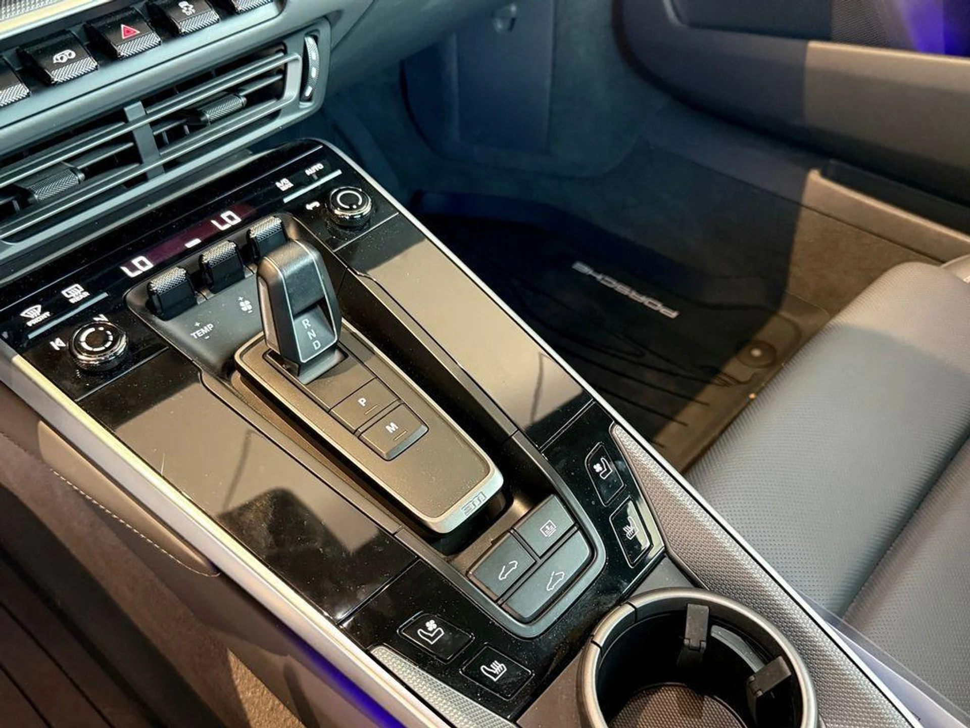 mph016_1607148725_21_ZS_Bg3s6_Yzs_Y3_T_Ztu_G5t_K_Yf_Awk_488b4dd156