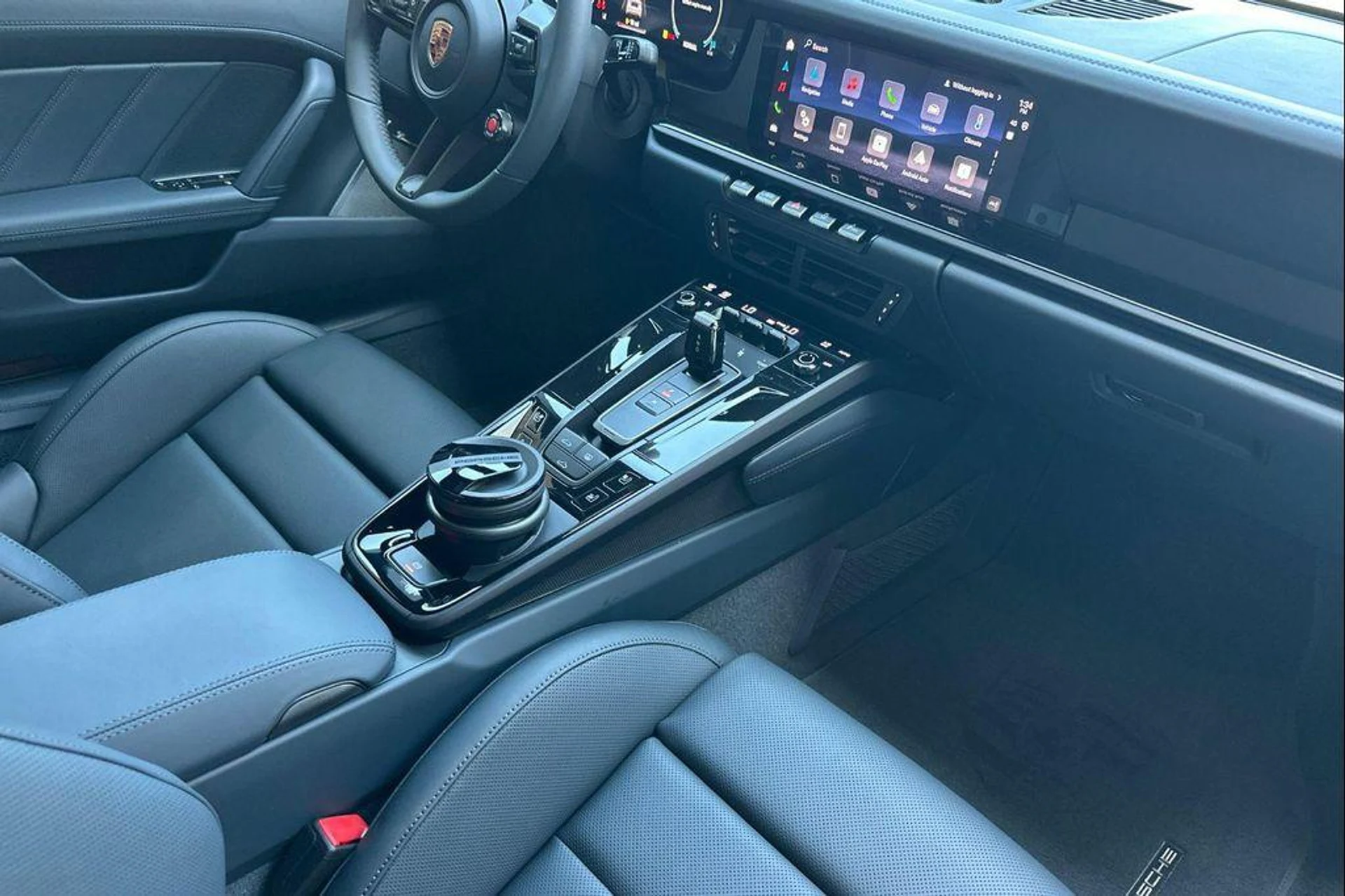 mph016_1610661324_f_E_So_Qp_AM_Jvtftm_Iry_IUE_Mi_H2b_GQ_4c37e5691c