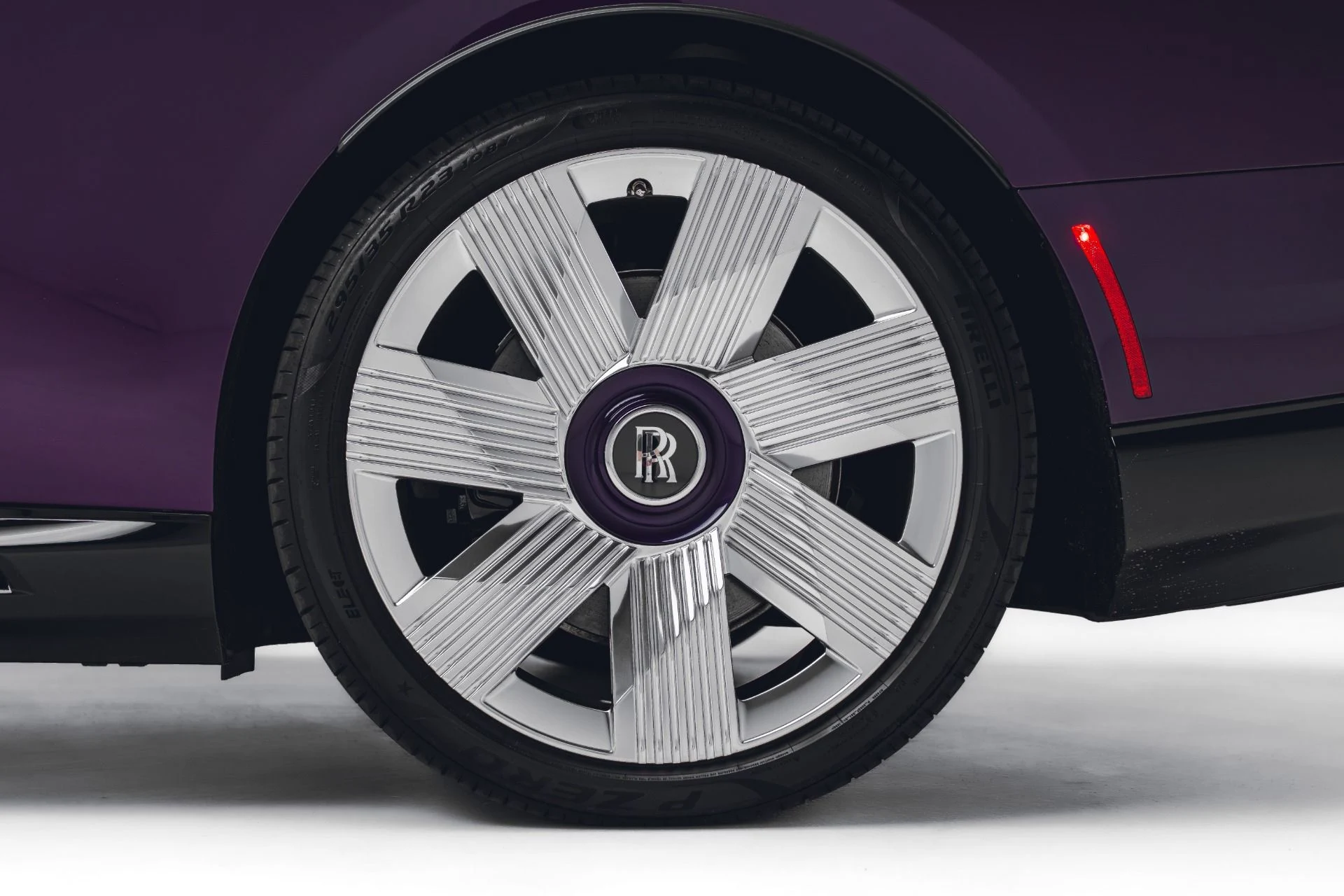 mph016_1613916459_Used_2024_Rolls_Royce_Spectre_1781309792_431239bce5