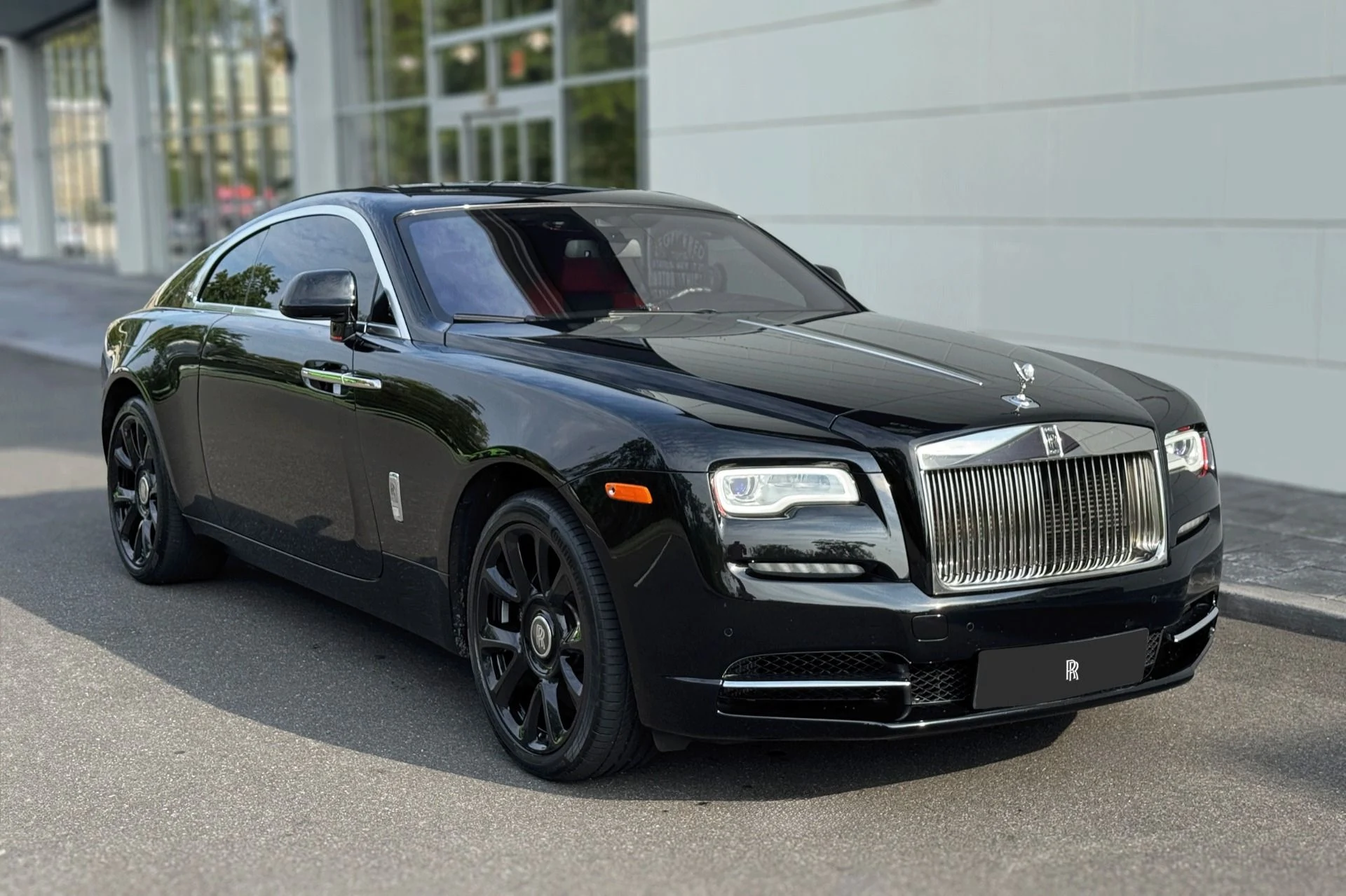 mph016_1619770198_Used_2018_Rolls_Royce_Wraith_1758791516_5b5ff74157