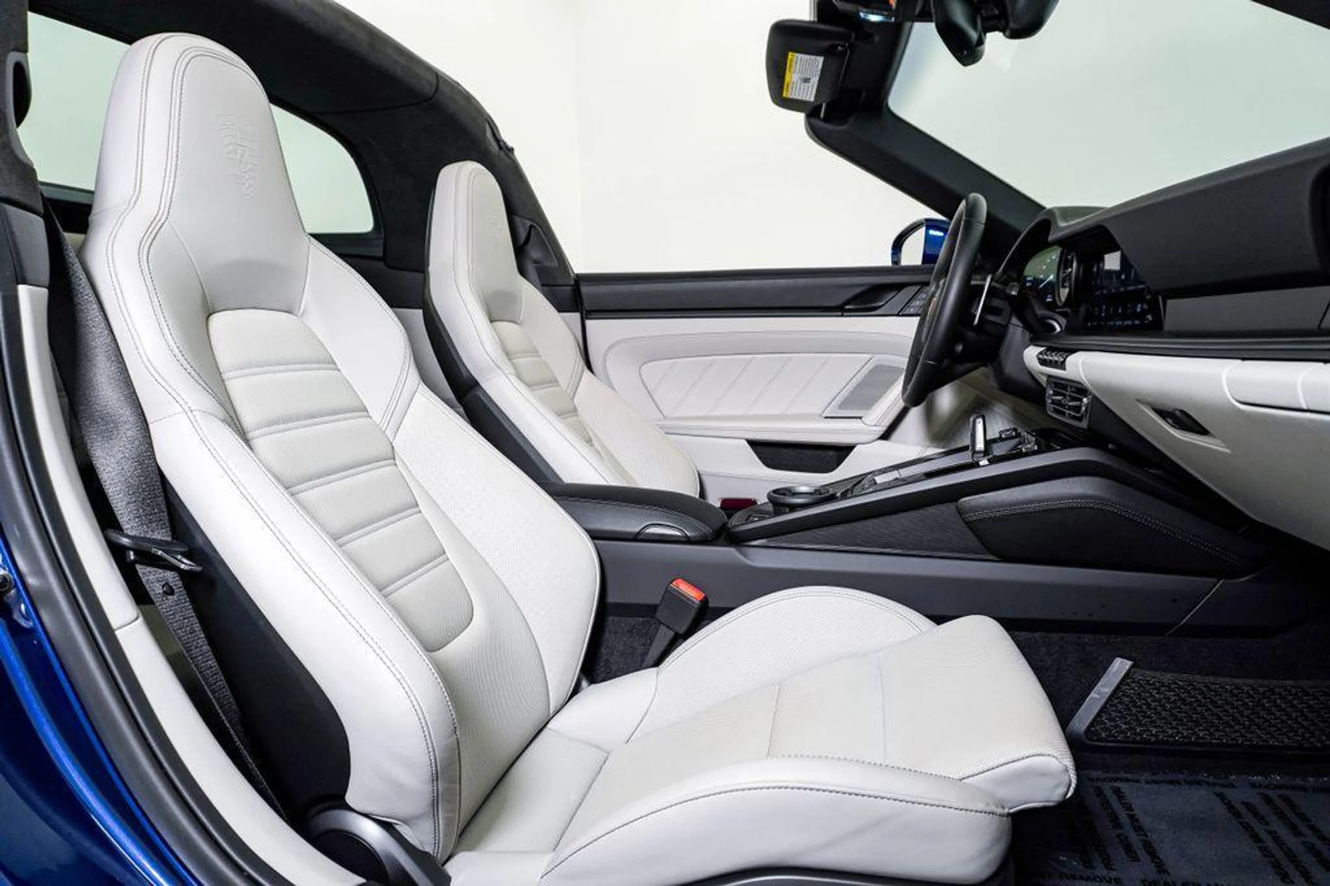 mph016_162702517_a2t_N5j_K_Fb_U2jr_Hkkc_Qf_L_Vhm_J4_MM_da260dbdd3