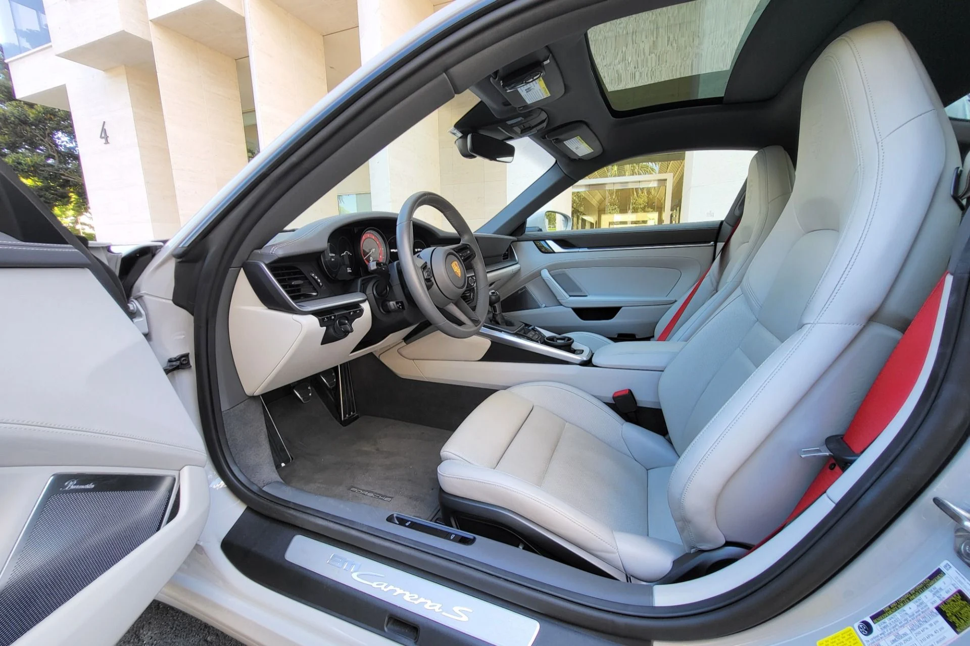 mph016_163014355_Used_2021_Porsche_911_Carrera_S_1768411086_51fd6d2684