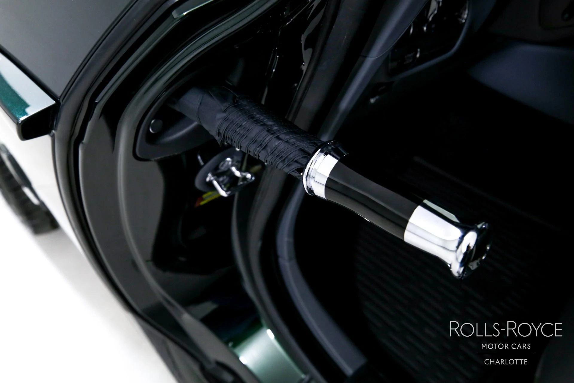 mph016_1631042628_Used_2024_Rolls_Royce_Spectre_1744988373_482eaf50b1