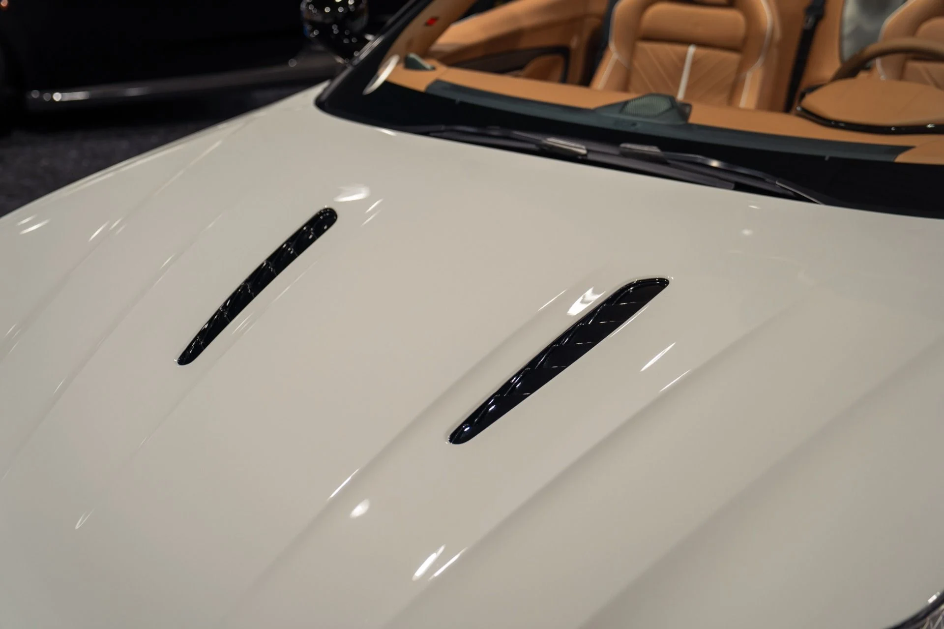 mph016_1634730704_Used_2026_Aston_Martin_DB_12_S_Volante_MASSIVE_426995_Original_MSRP_1787344012_84da3a5d28