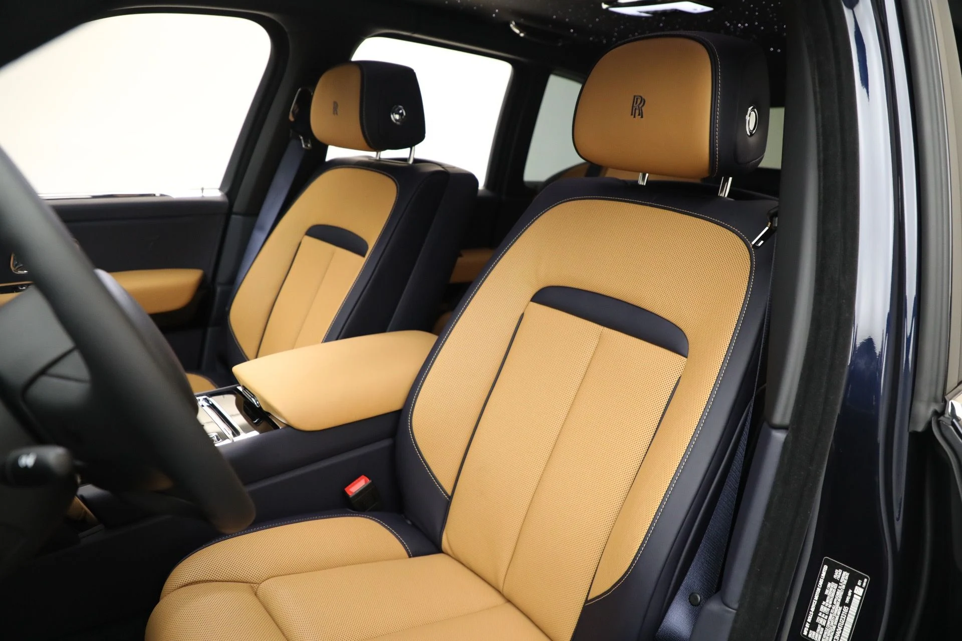 mph016_1636899187_New_2026_Rolls_Royce_Cullinan_476c05c272