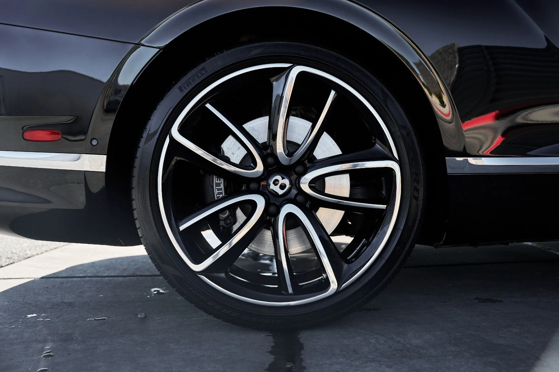 mph016_1637238722_Used_2021_Bentley_Continental_GT_V8_1768615455_19b7d6dcb0