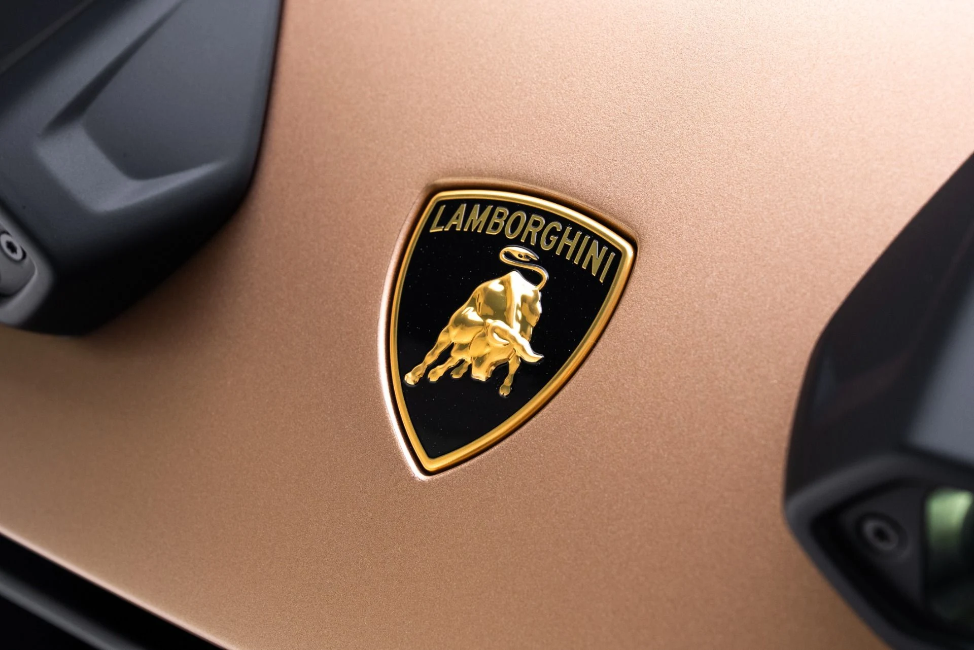 mph016_1638926463_Used_2024_Lamborghini_Huracan_Sterrato_1774458866_00e1ec31d0