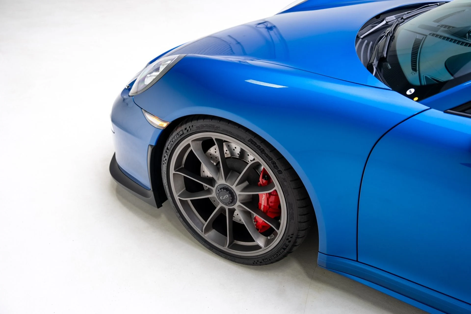 mph016_1653432841_Used_2015_Porsche_911_GT_3_1768869479_4eb2d07ecb