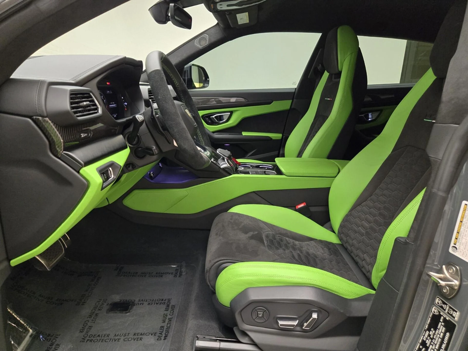 mph016_1654024365_Used_2022_Lamborghini_Urus_1785561908_e9b632fd72