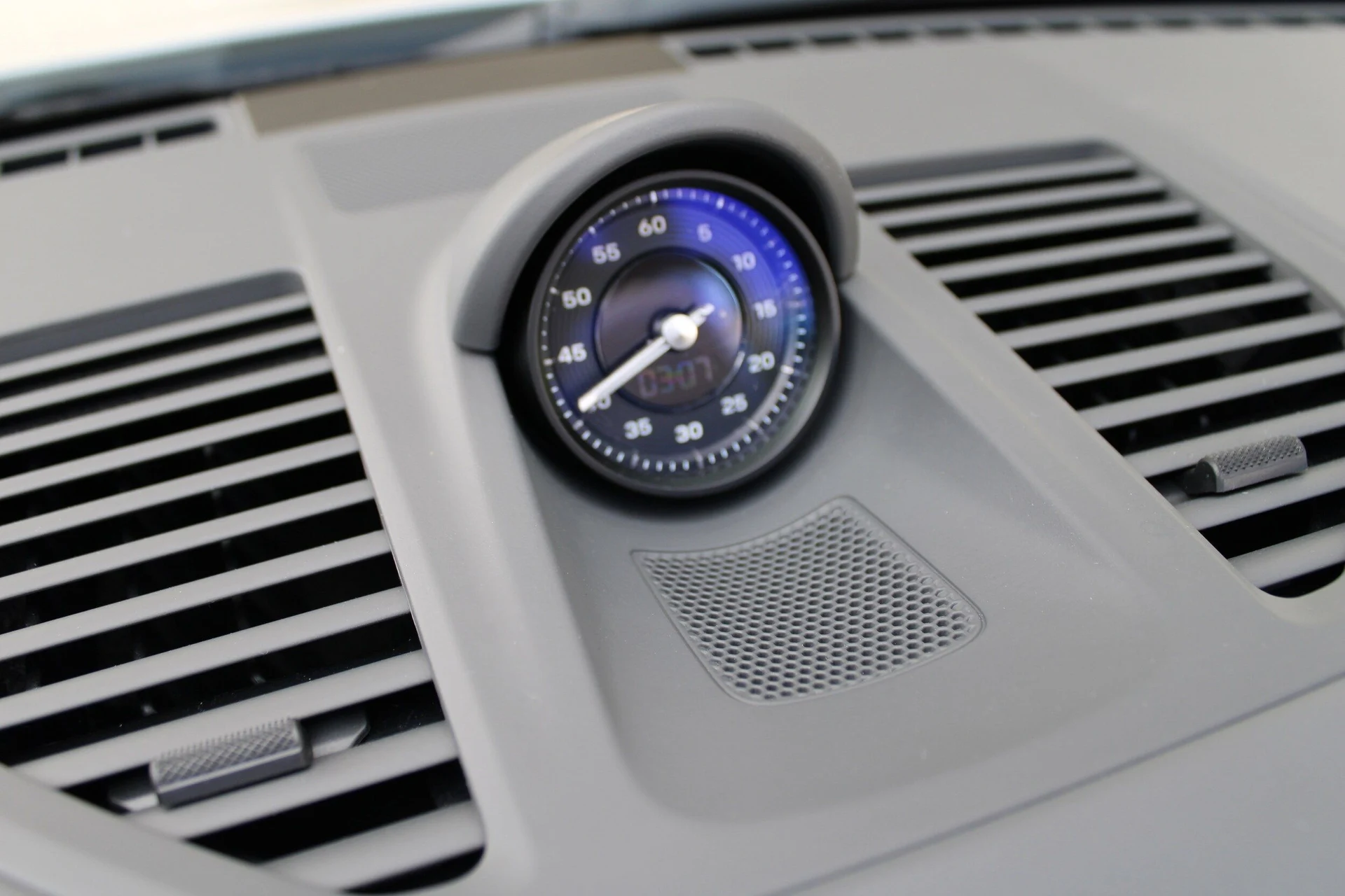 mph016_1658433635_14e1003278f66bb0bdb0d22eb3695528x_71b1641b90