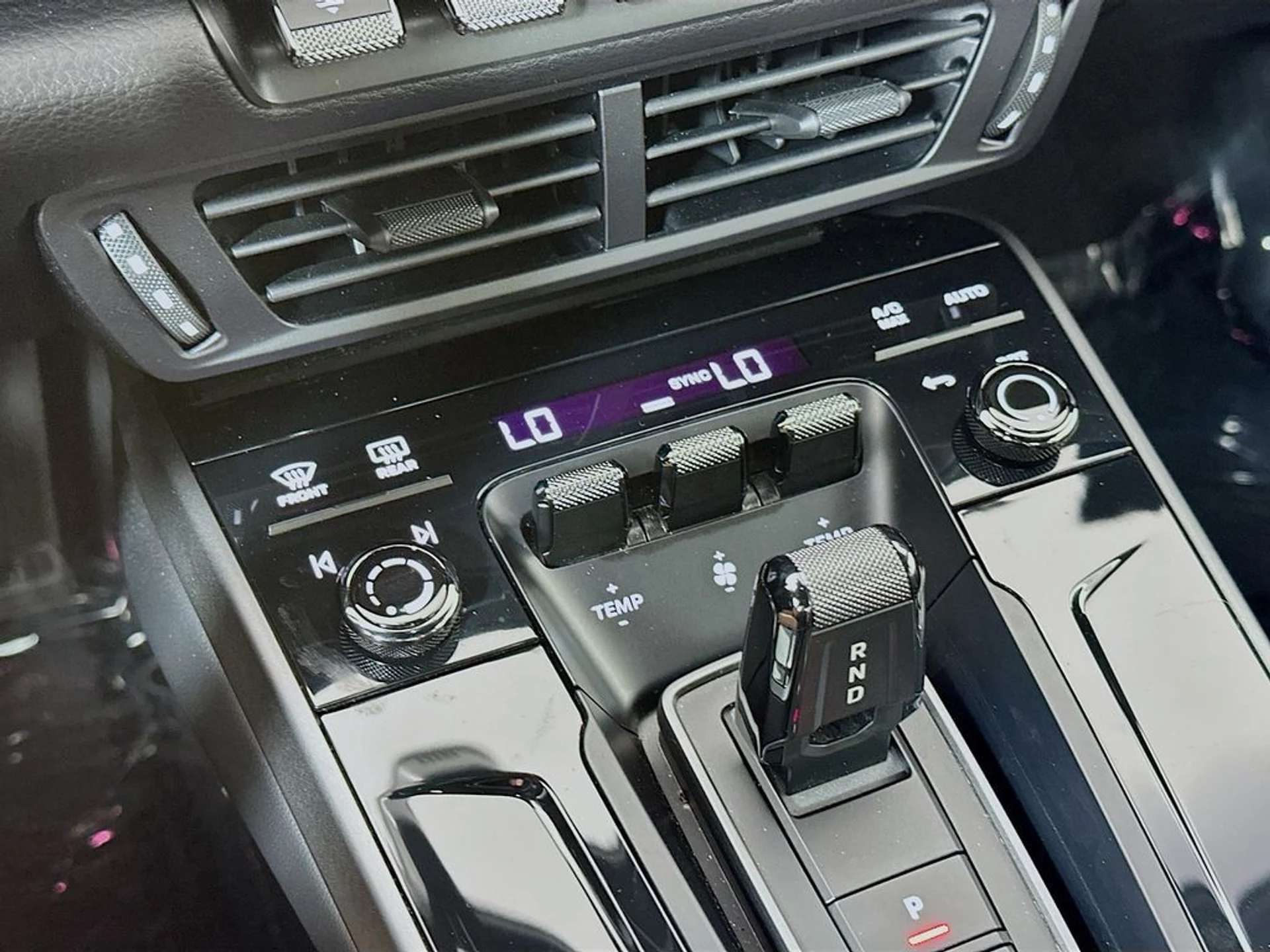 mph016_165906073_cceef0dbf3aadfa424add36501162424x_7287b552ca