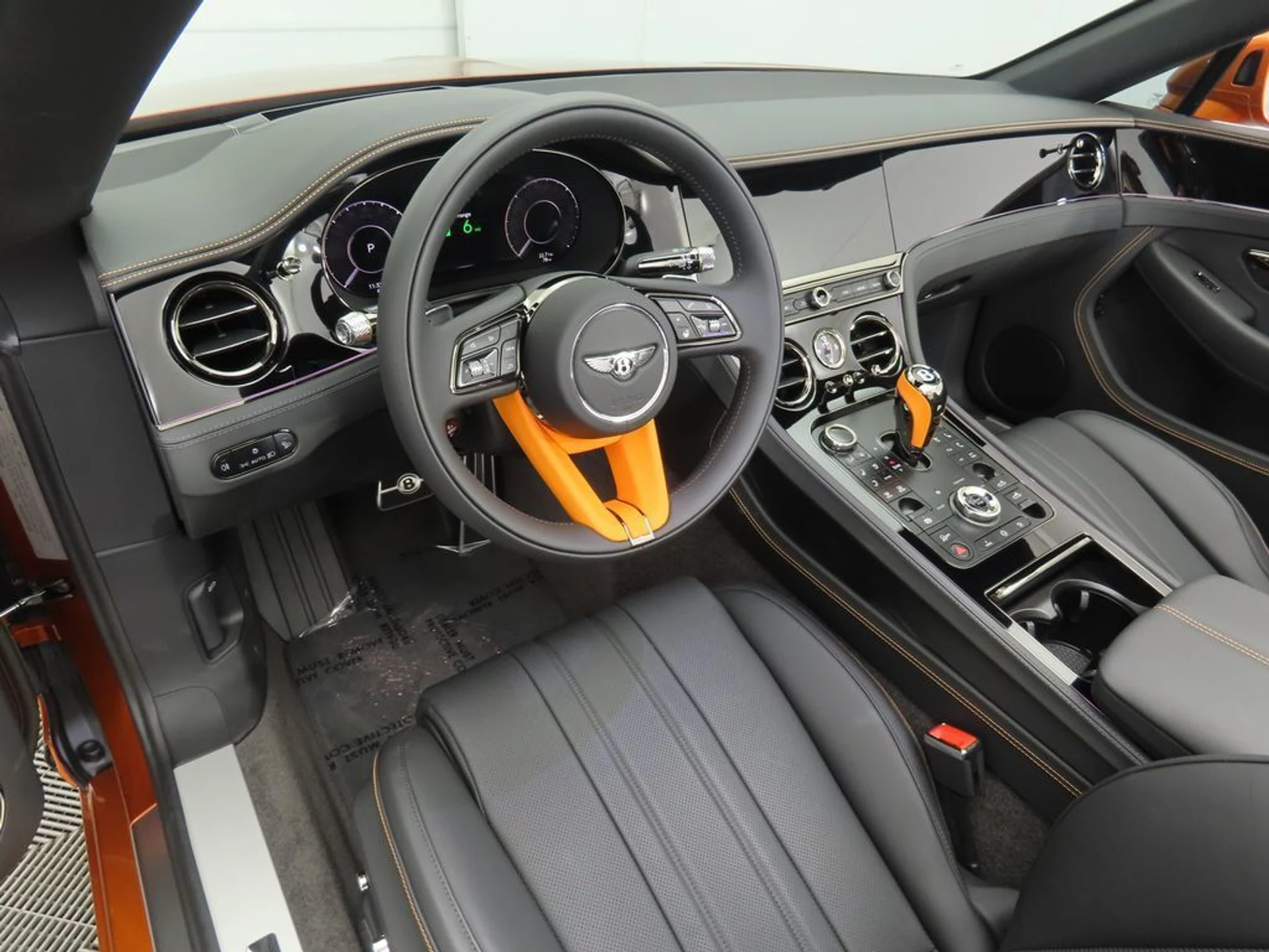 mph016_166869916_new_2025_bentley_continental_gtblackeditionconvertible_8119_22910187_17_1024_49898b5f6e