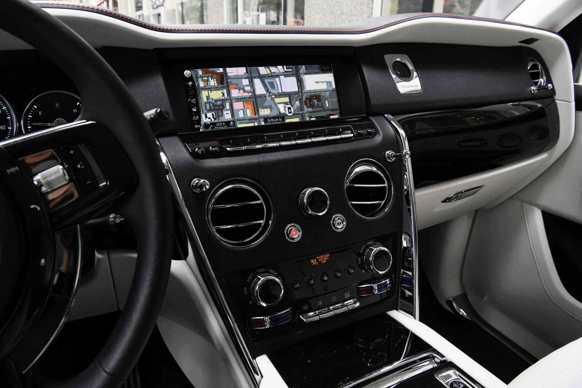 mph016_1681595840_10633_p18_l_4698f52c56