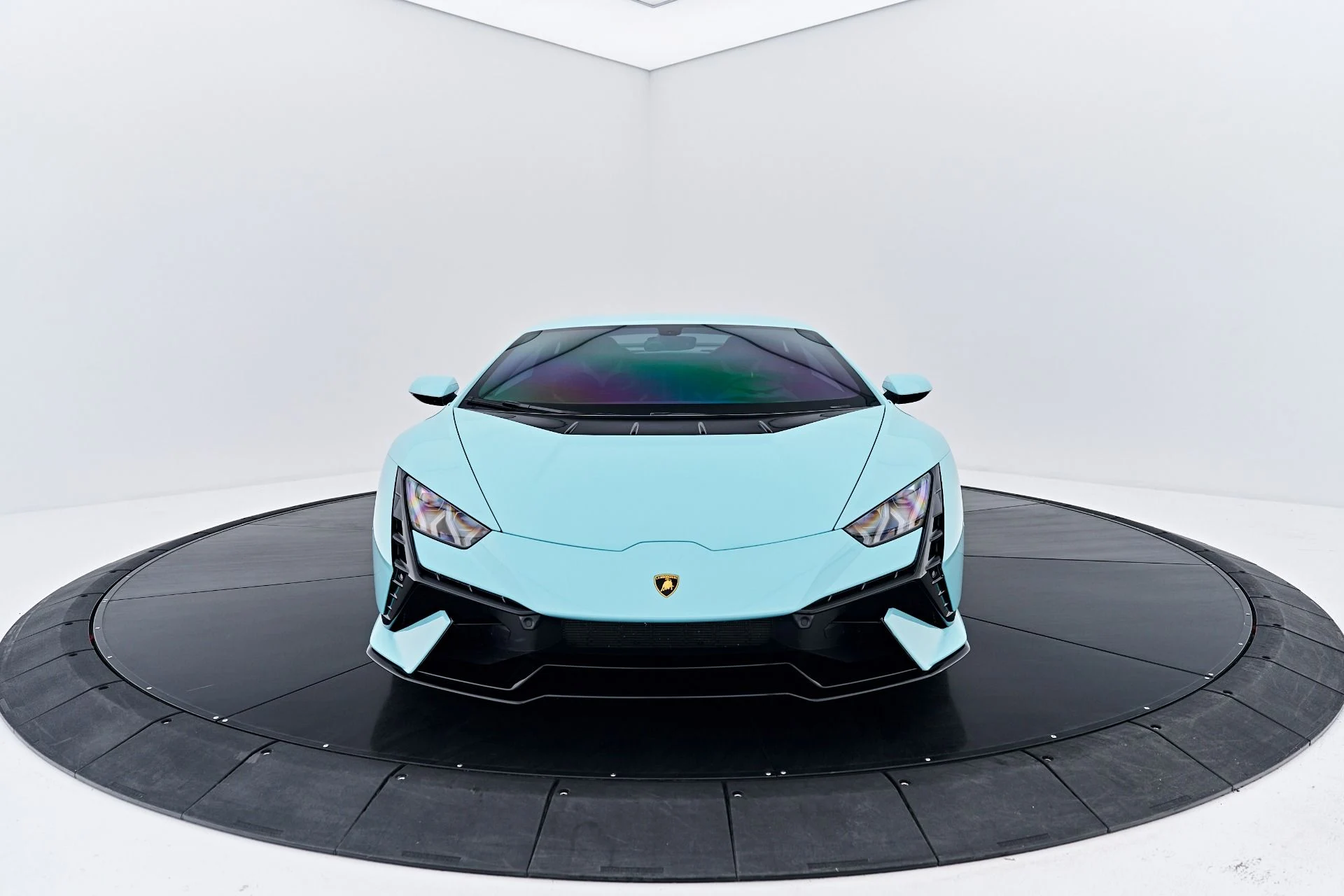 mph016_1684456132_Used_2024_Lamborghini_Huracan_Tecnica_Base_1788455361_5b4ace115a