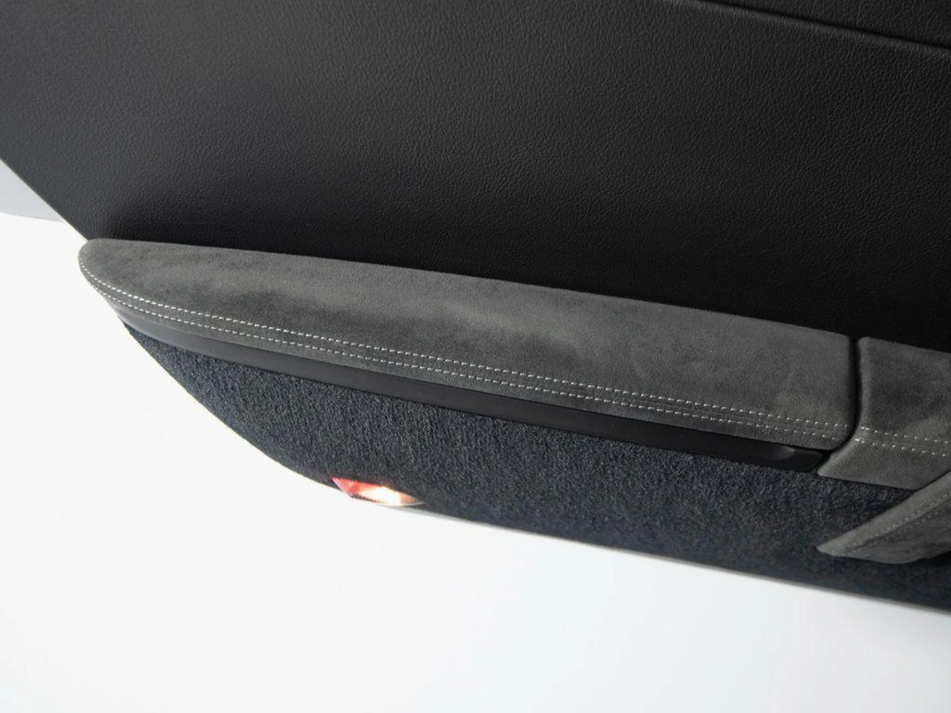 mph016_1688969943_wj0f_Rw_F_Ps_MEK_Ye_Jni81a_Ov_O2_Ej_Y_319e7fb6bb