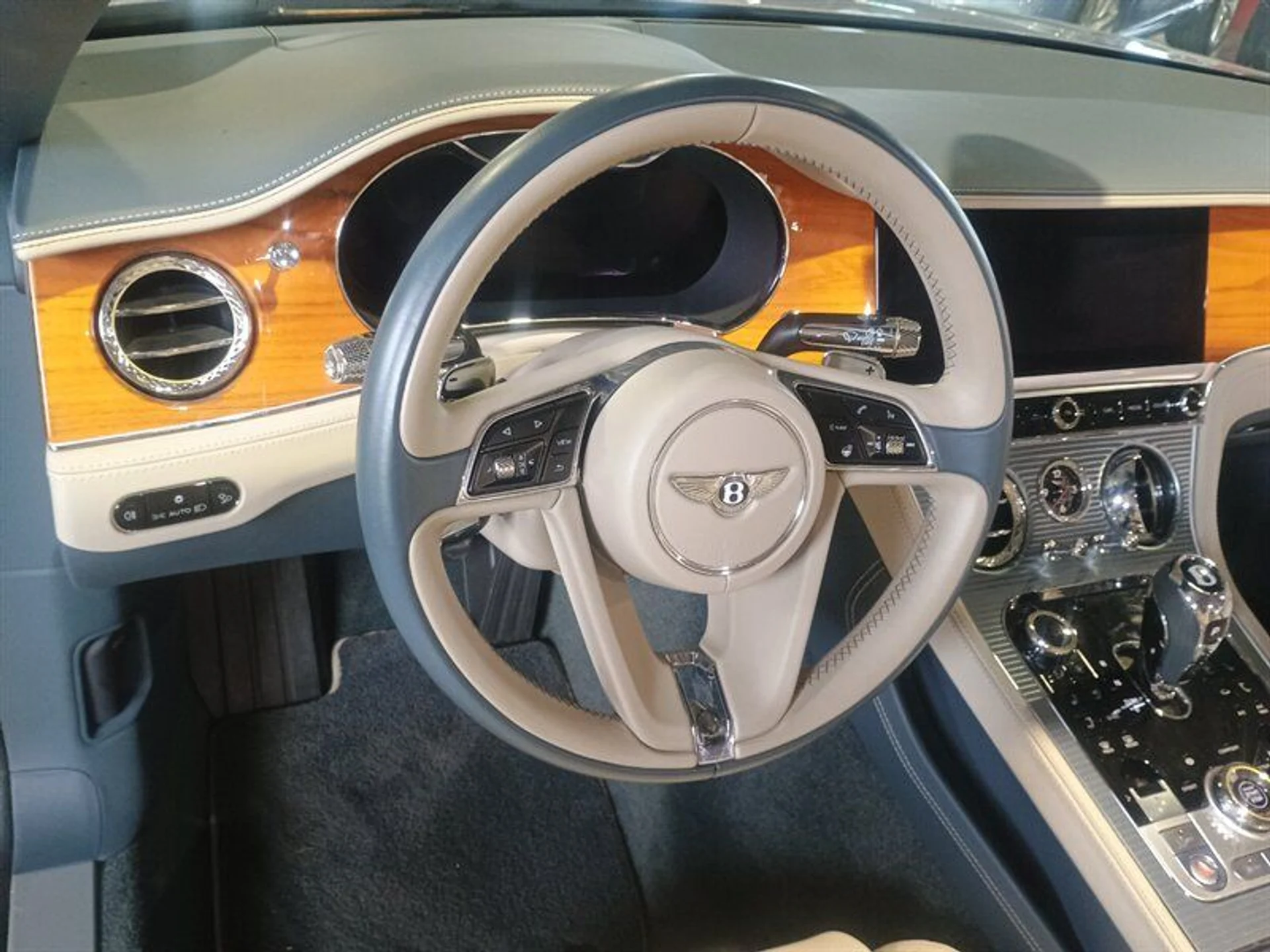 mph016_1693470166_b0e3a6775f_800_e11dc72861