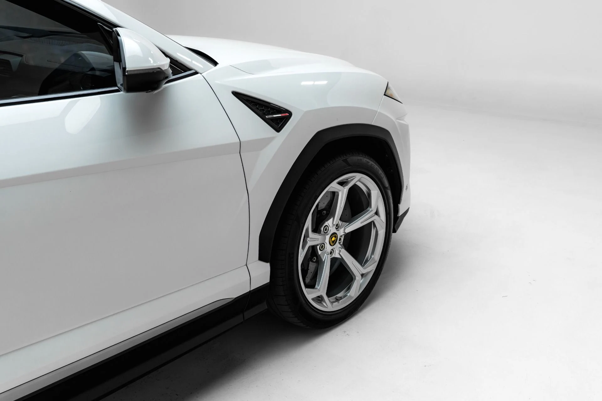 mph016_1699182933_Used_2020_Lamborghini_Urus_1780965461_08116dbac0