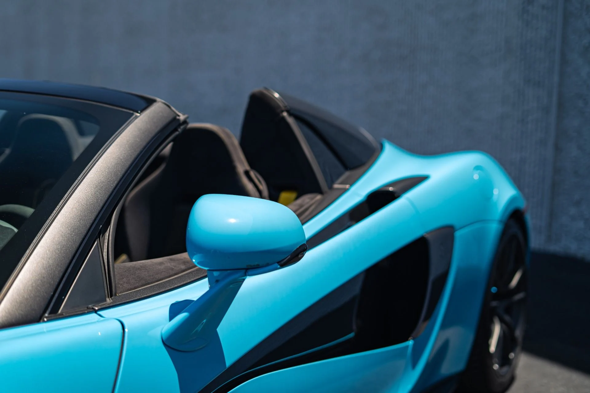 mph016_1710808139_Used_2019_Mc_Laren_570_S_Spider_1781728505_bbd4cb2036