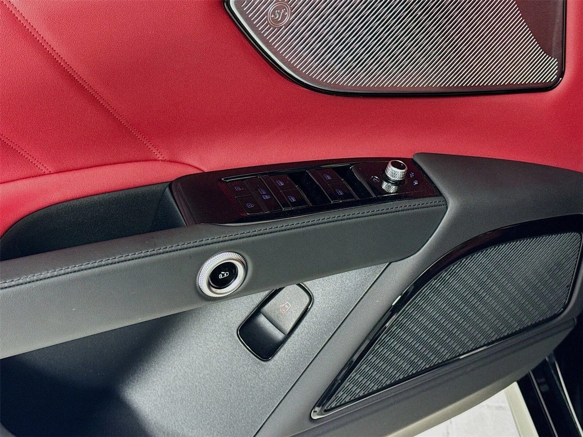 mph016_1710909036_56893aa4fb7261b575be5e7cb3627d80x_315c6afb51